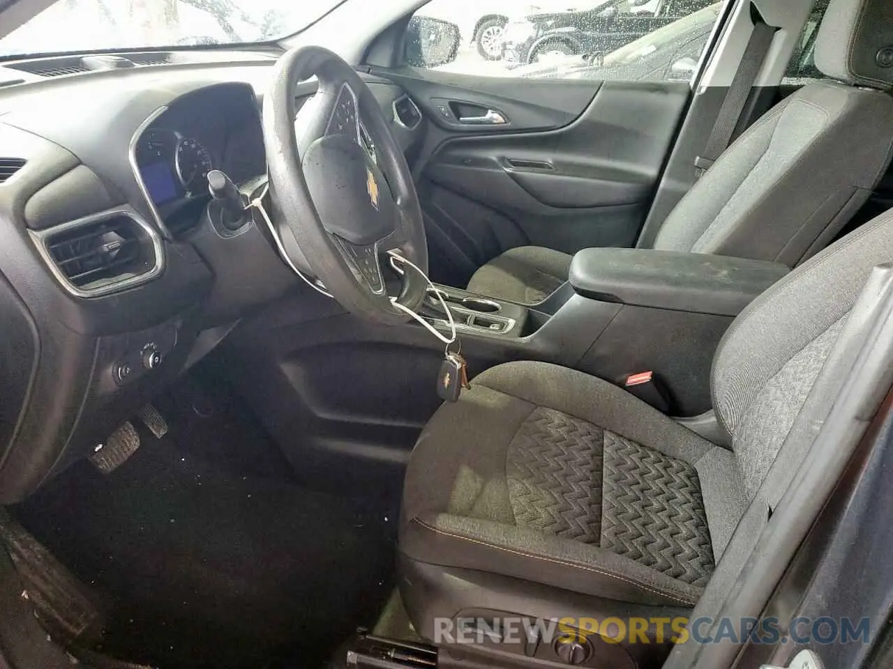 7 Photograph of a damaged car 2GNAXUEV9N6140341 CHEVROLET EQUINOX 2022