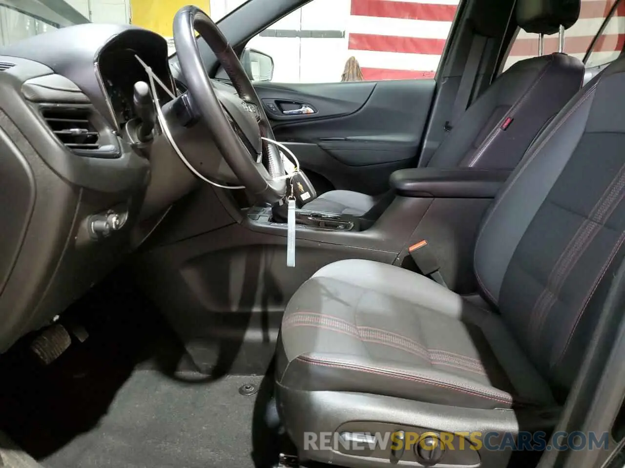 7 Photograph of a damaged car 2GNAXWEV2N6154481 CHEVROLET EQUINOX 2022