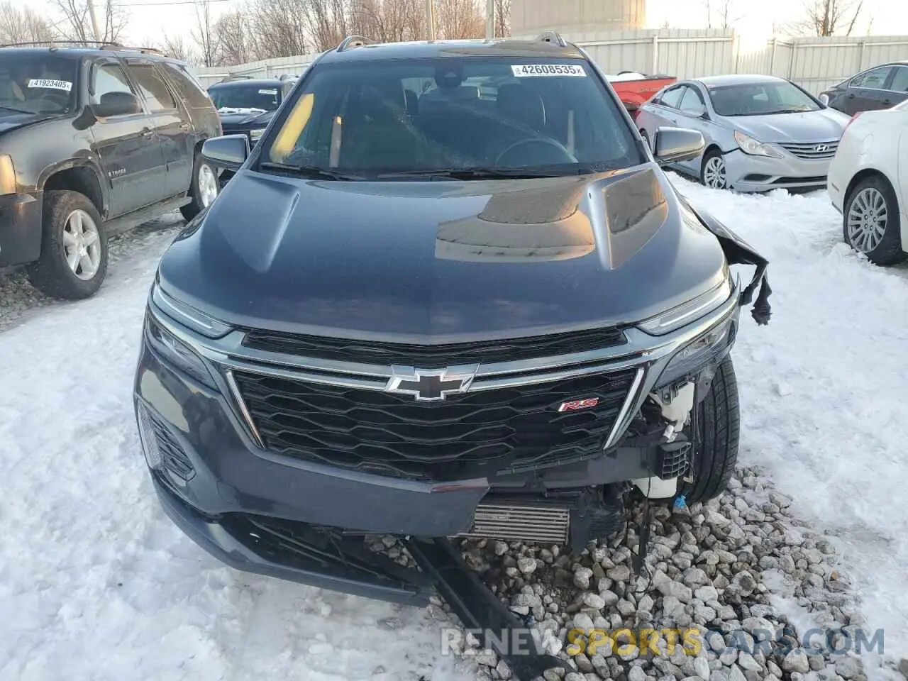 5 Photograph of a damaged car 2GNAXWEV3N6125006 CHEVROLET EQUINOX 2022