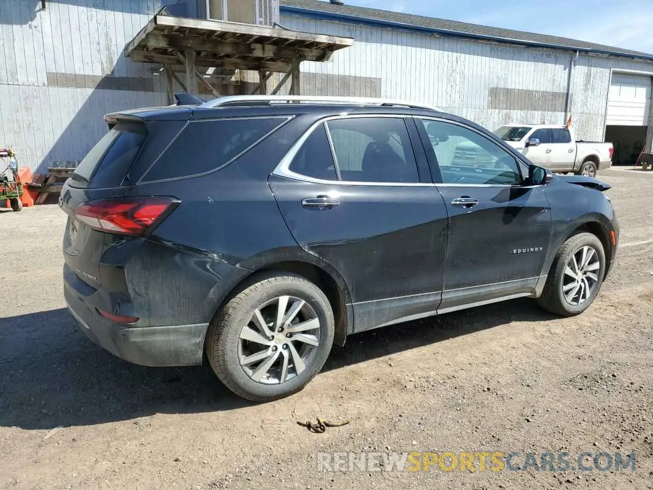 3 Photograph of a damaged car 2GNAXXEV7N6151842 CHEVROLET EQUINOX 2022