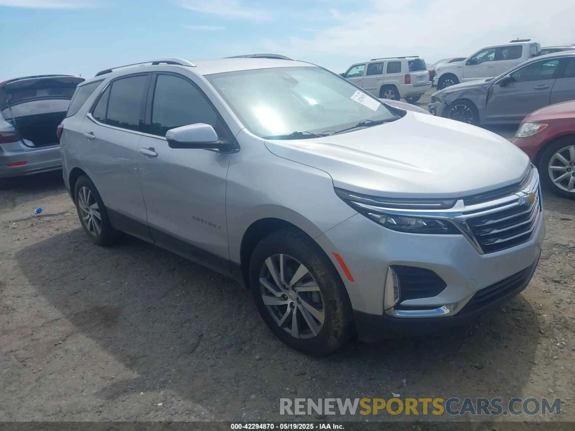 1 Фотография поврежденного автомобиля 2GNAXXEVXN6146327 CHEVROLET EQUINOX 2022