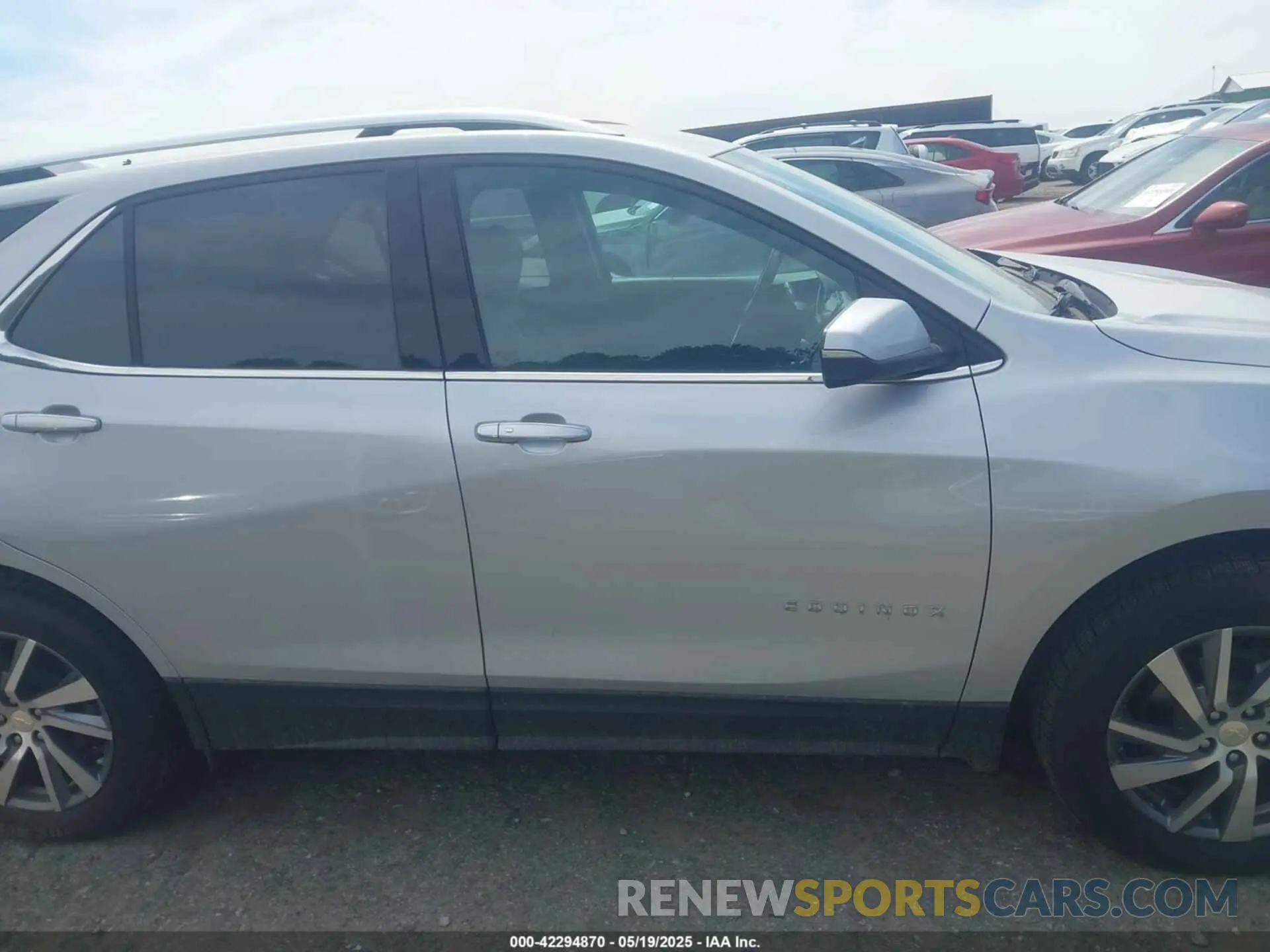 13 Фотография поврежденного автомобиля 2GNAXXEVXN6146327 CHEVROLET EQUINOX 2022