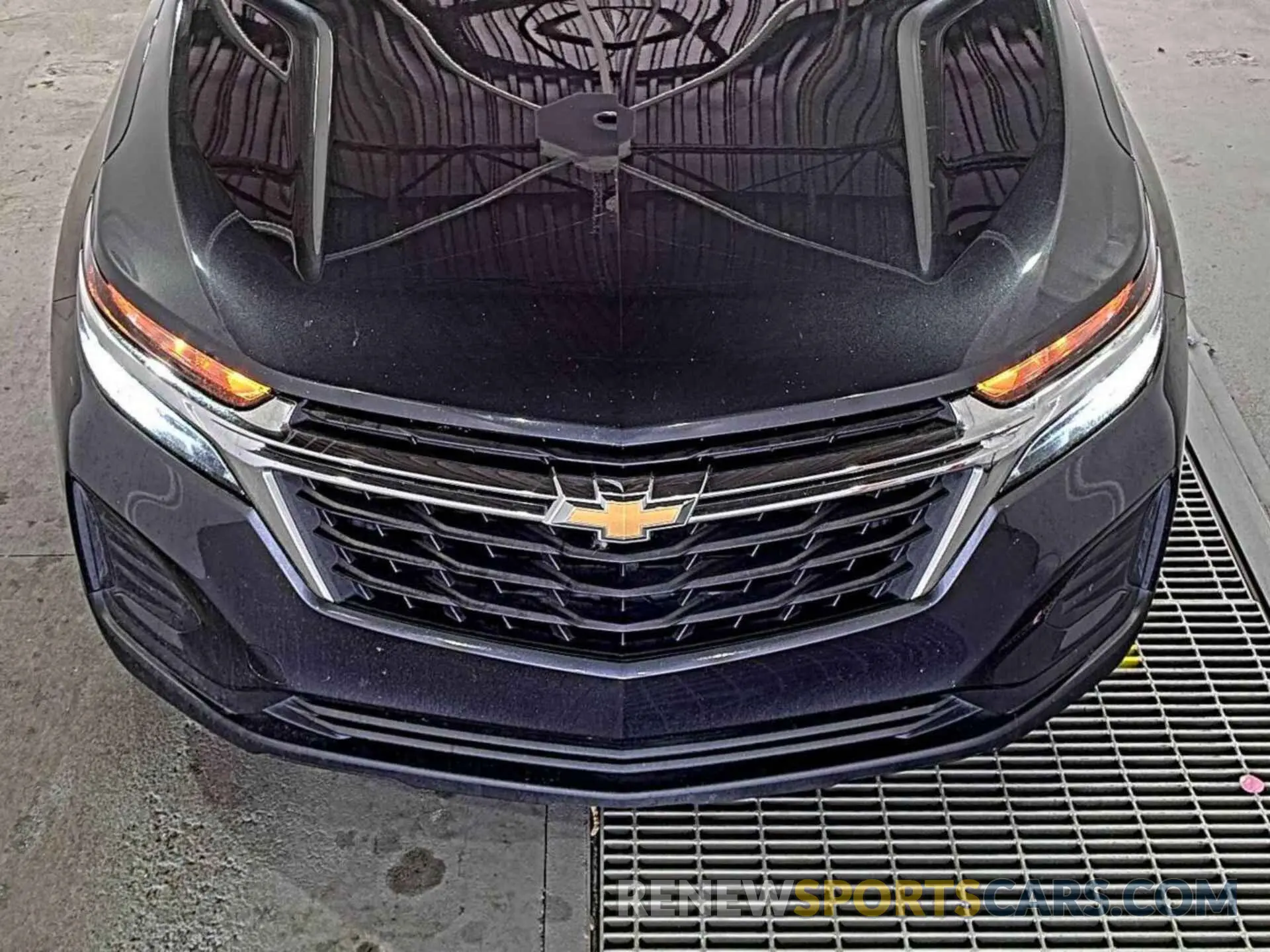 9 Photograph of a damaged car 3GNAXFEV6NS232388 CHEVROLET EQUINOX 2022