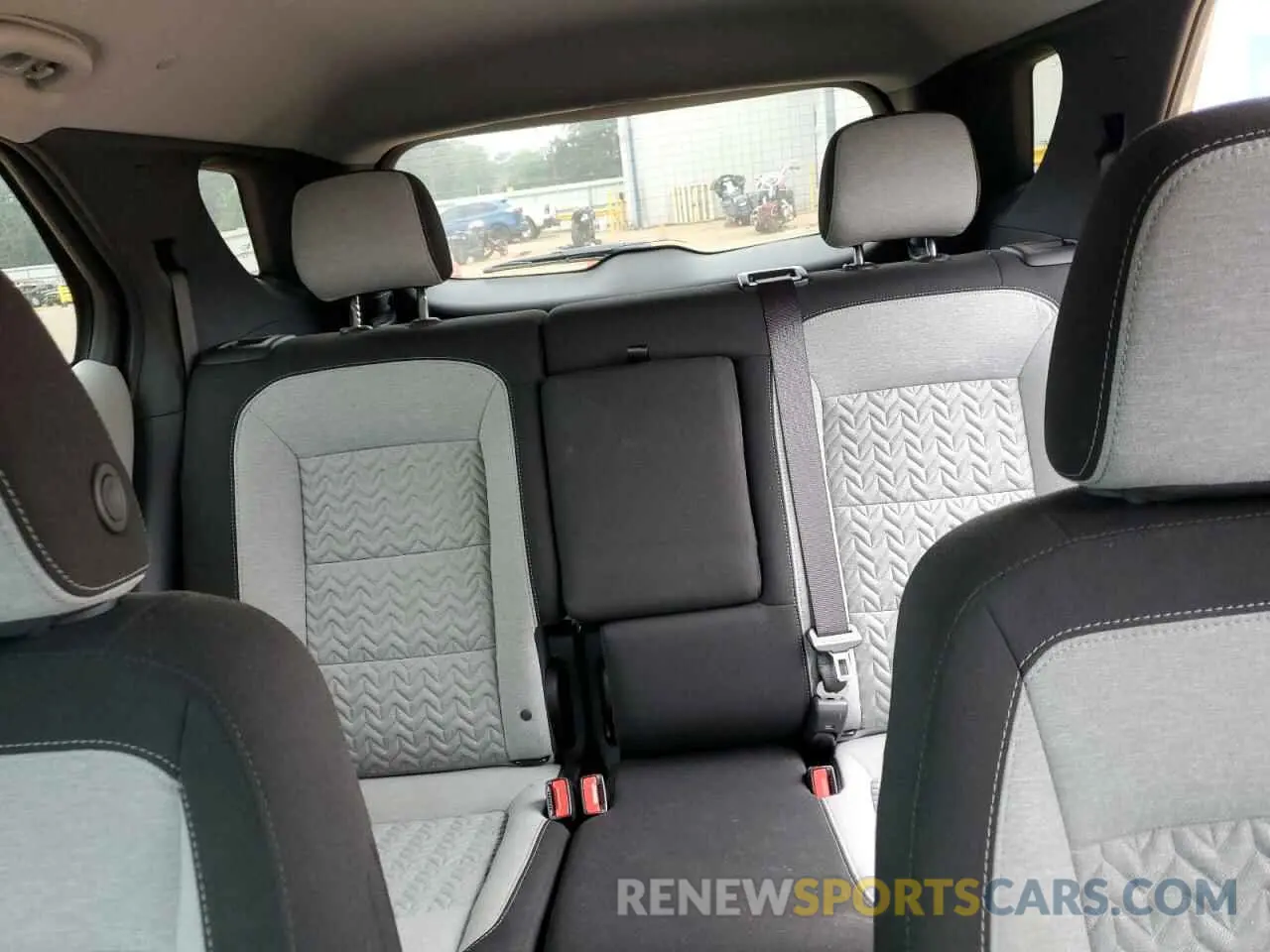 10 Photograph of a damaged car 3GNAXHEV0NS244306 CHEVROLET EQUINOX 2022