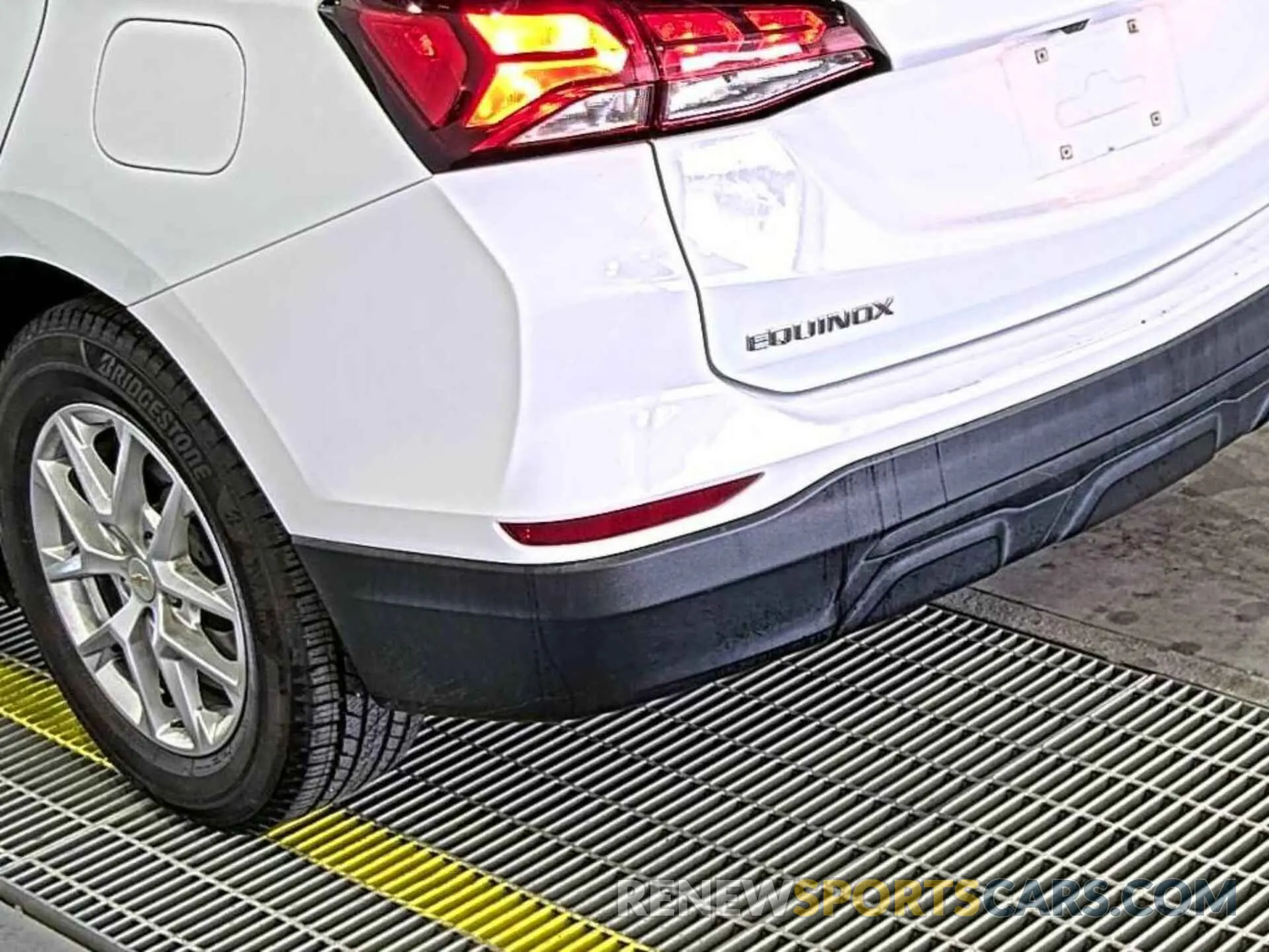 25 Photograph of a damaged car 3GNAXHEV0NS245150 CHEVROLET EQUINOX 2022