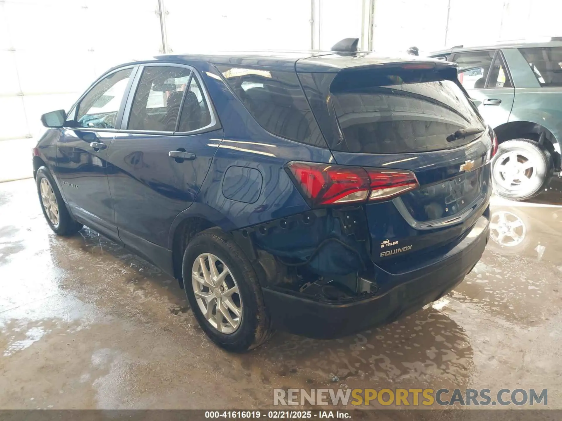 3 Photograph of a damaged car 3GNAXHEV1NS106726 CHEVROLET EQUINOX 2022