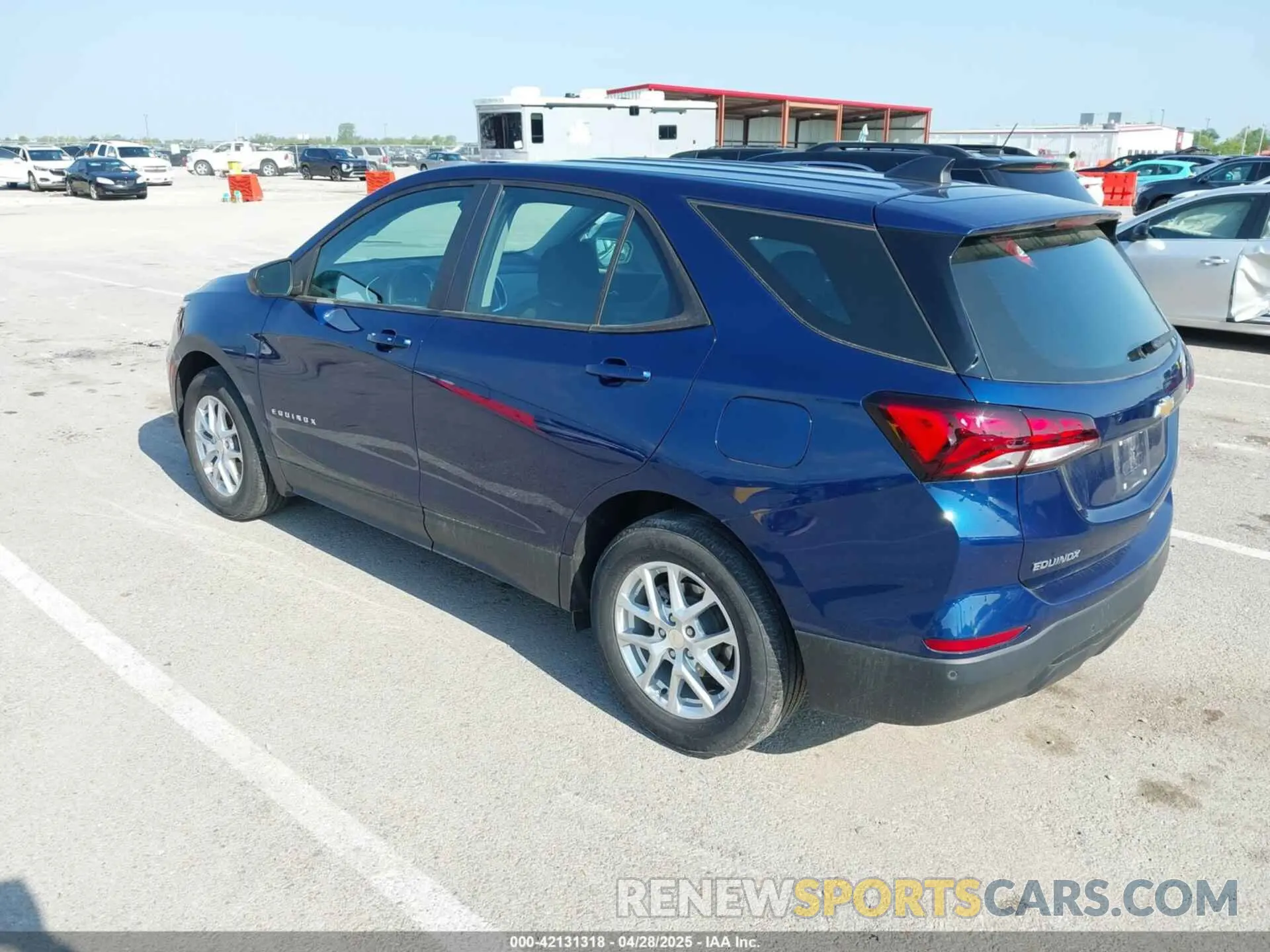 3 Photograph of a damaged car 3GNAXHEV3NS114780 CHEVROLET EQUINOX 2022
