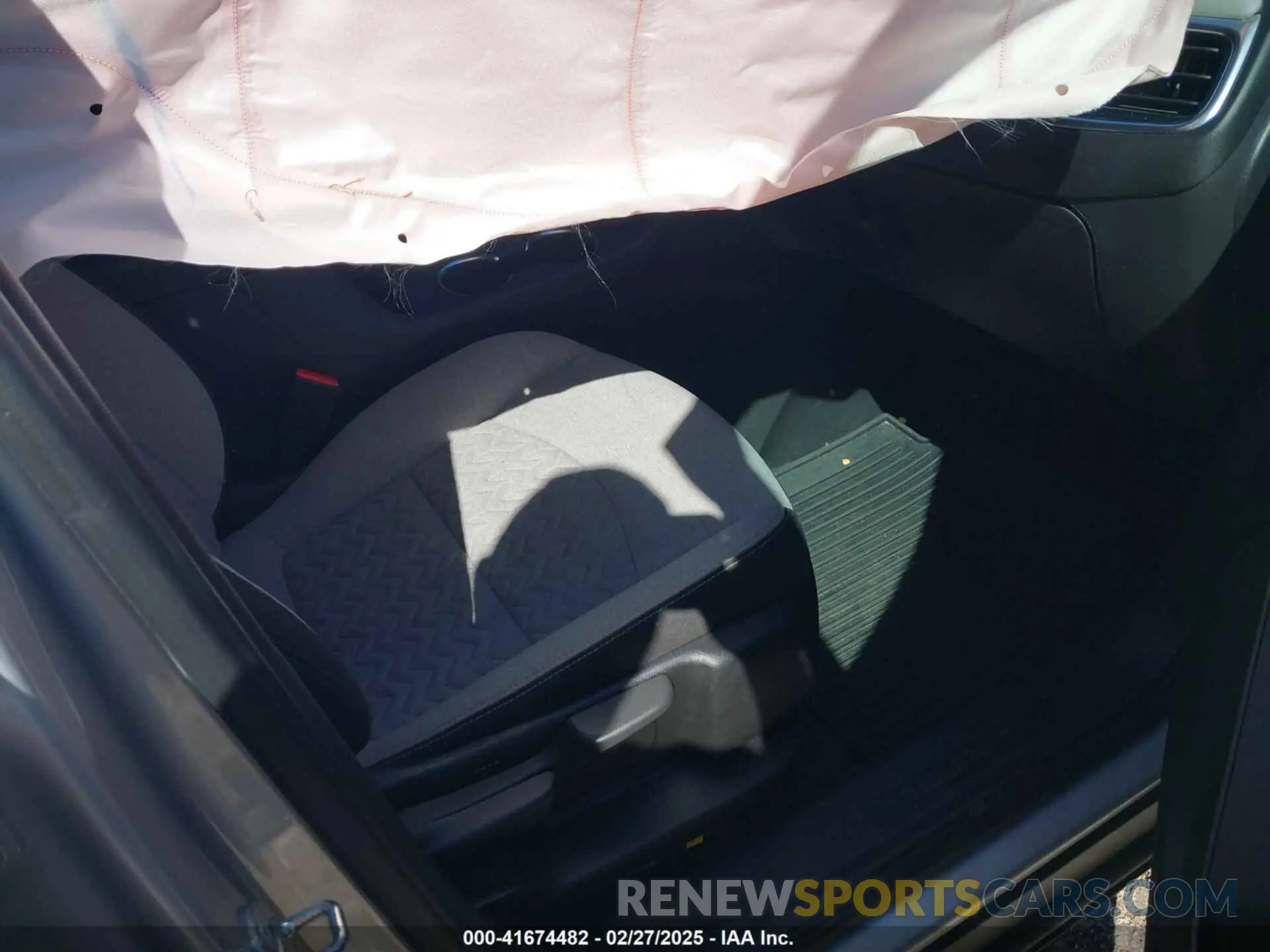5 Photograph of a damaged car 3GNAXHEV3NS115489 CHEVROLET EQUINOX 2022
