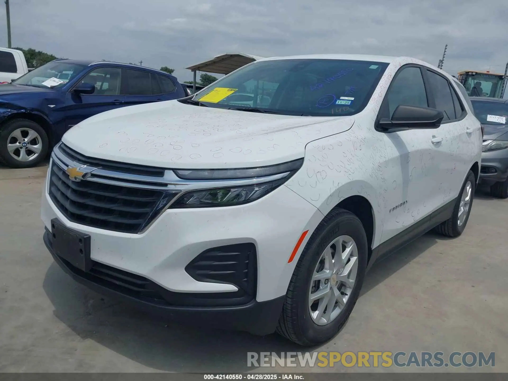 2 Photograph of a damaged car 3GNAXHEV3NS222736 CHEVROLET EQUINOX 2022