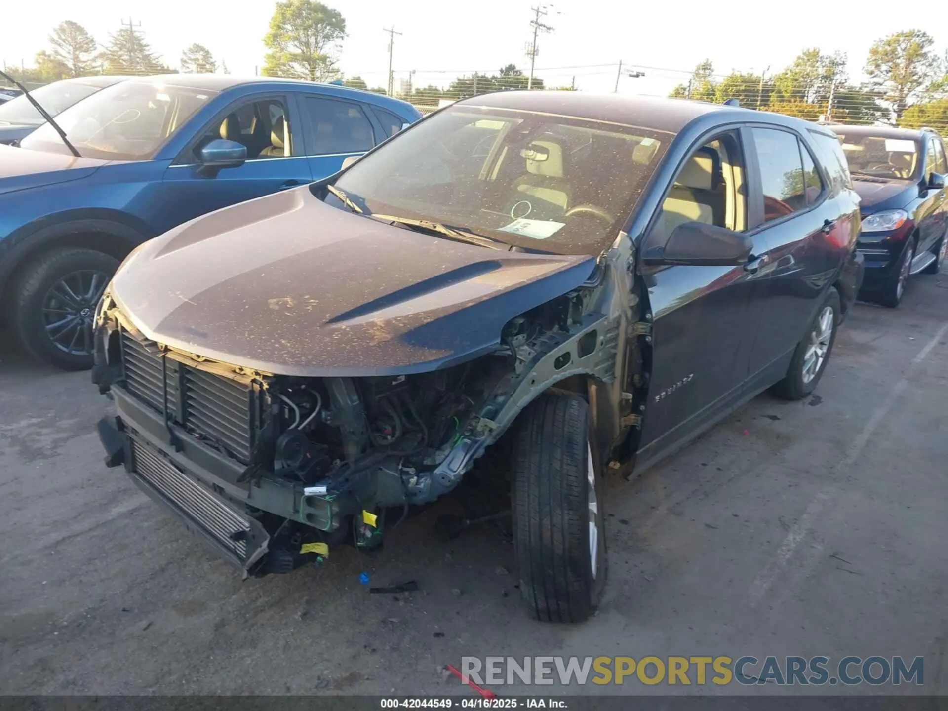 2 Фотография поврежденного автомобиля 3GNAXHEV5NS207459 CHEVROLET EQUINOX 2022