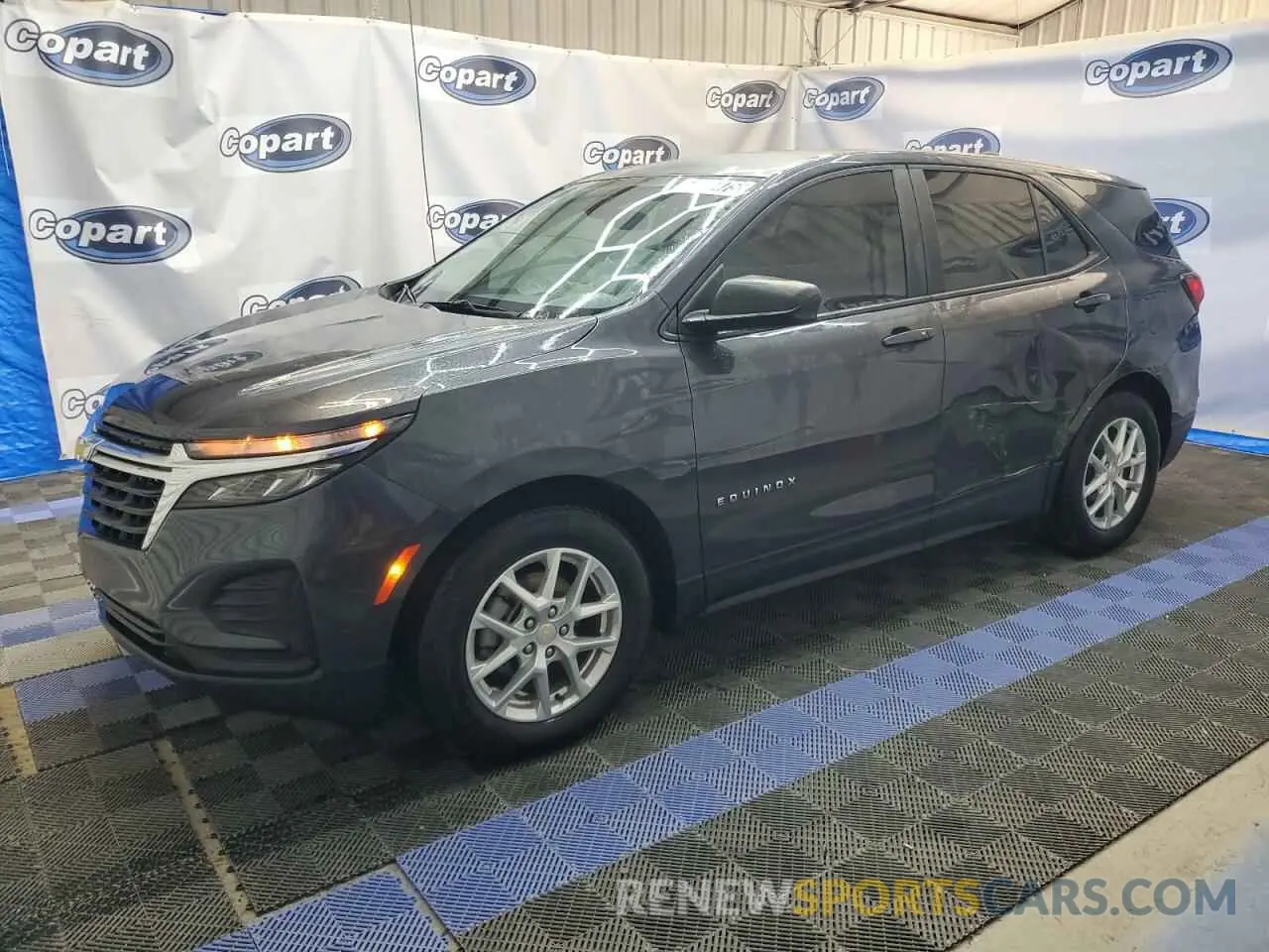 1 Photograph of a damaged car 3GNAXHEV5NS239781 CHEVROLET EQUINOX 2022