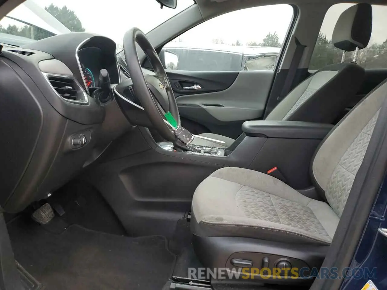 7 Фотография поврежденного автомобиля 3GNAXHEV8NS231383 CHEVROLET EQUINOX 2022