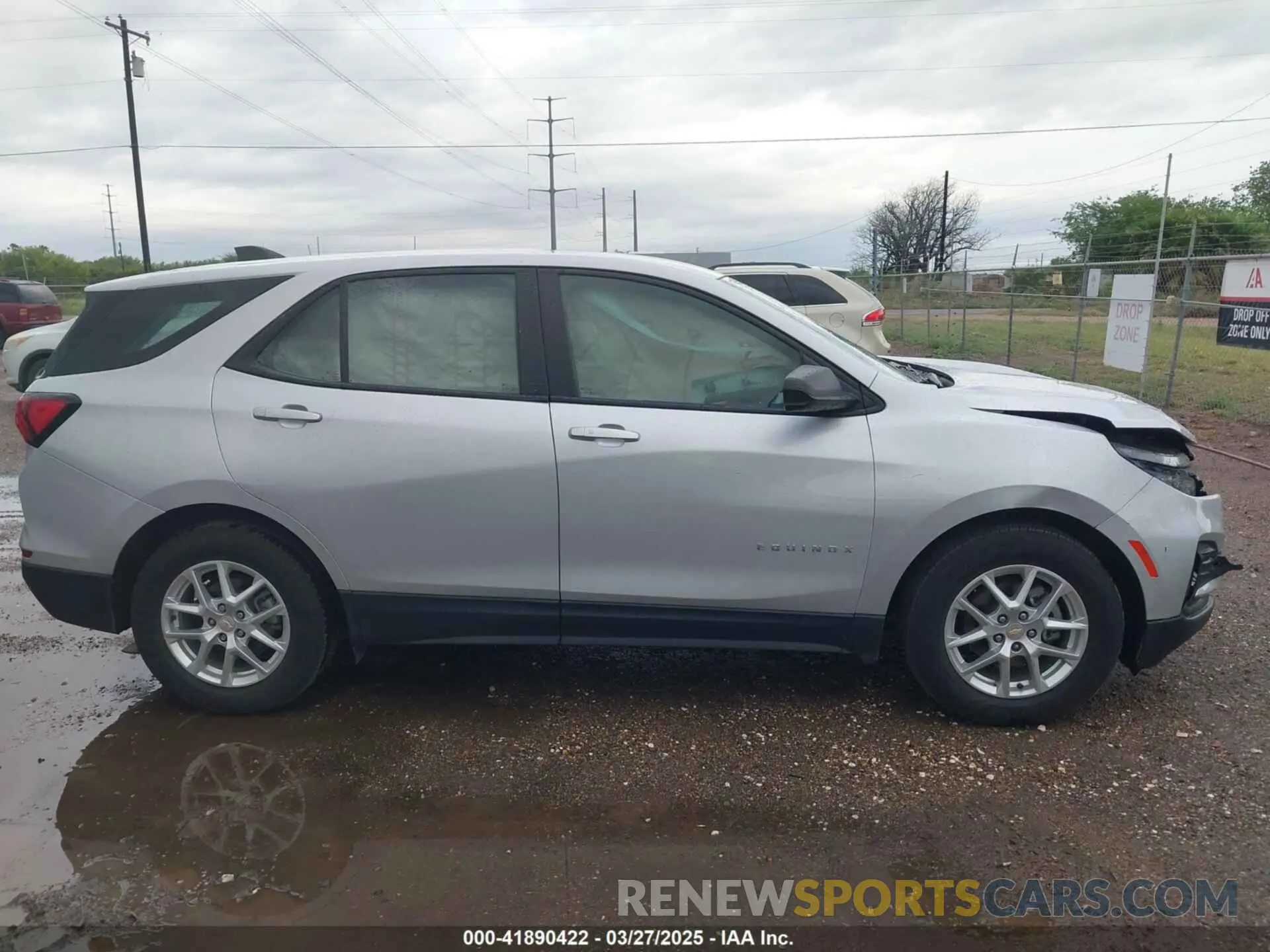 13 Photograph of a damaged car 3GNAXHEV9NS114301 CHEVROLET EQUINOX 2022