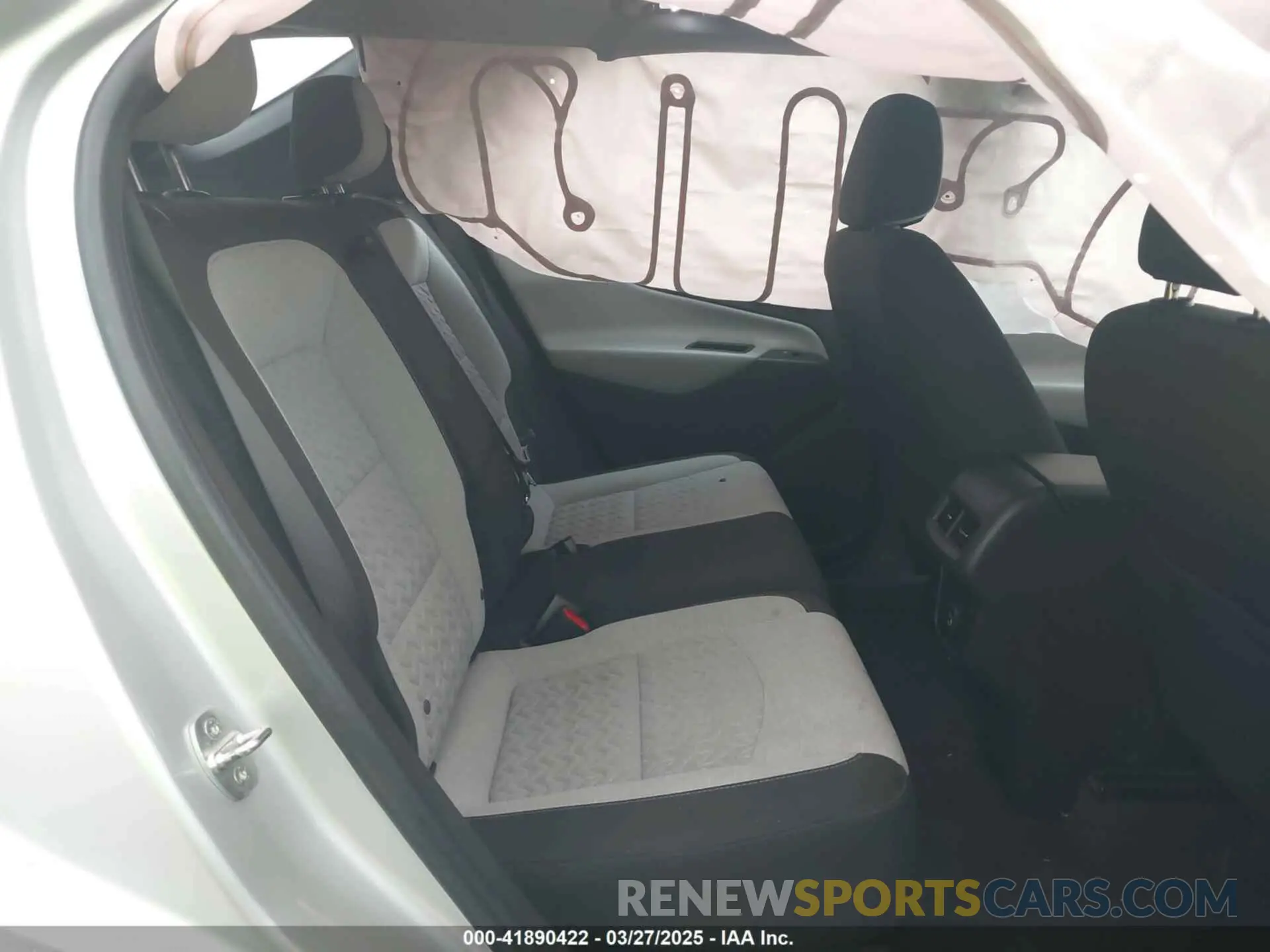 8 Photograph of a damaged car 3GNAXHEV9NS114301 CHEVROLET EQUINOX 2022