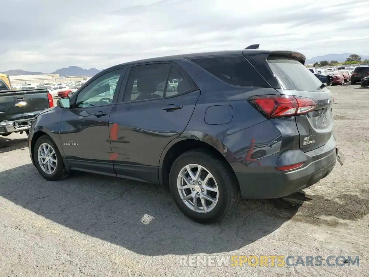 2 Photograph of a damaged car 3GNAXHEVXNS157657 CHEVROLET EQUINOX 2022