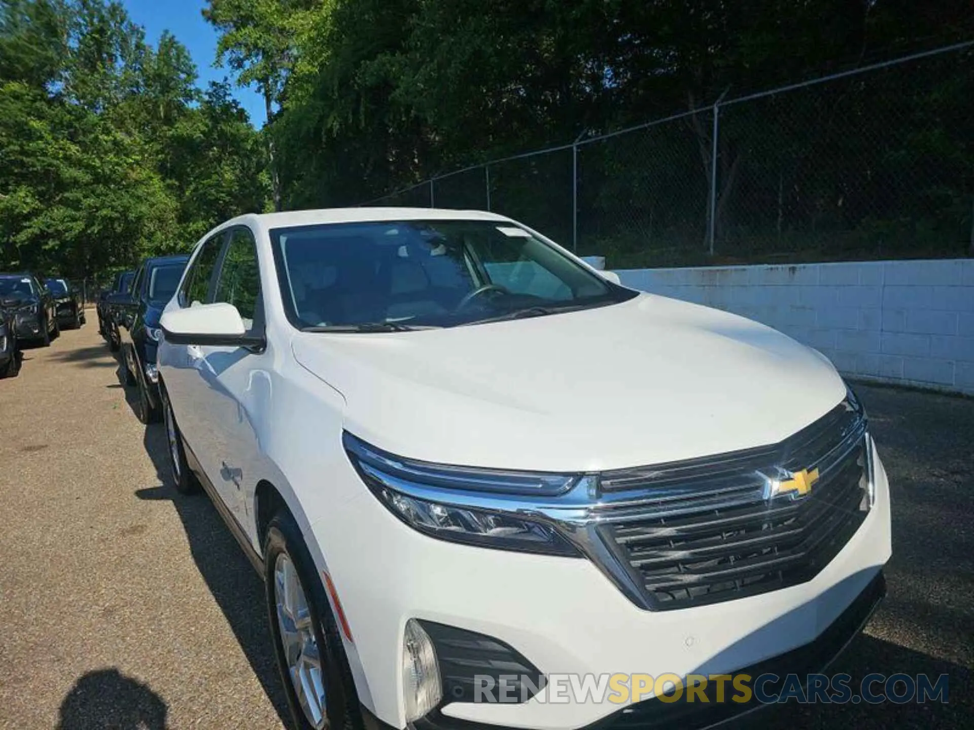 13 Фотография поврежденного автомобиля 3GNAXJEV0NL133496 CHEVROLET EQUINOX 2022
