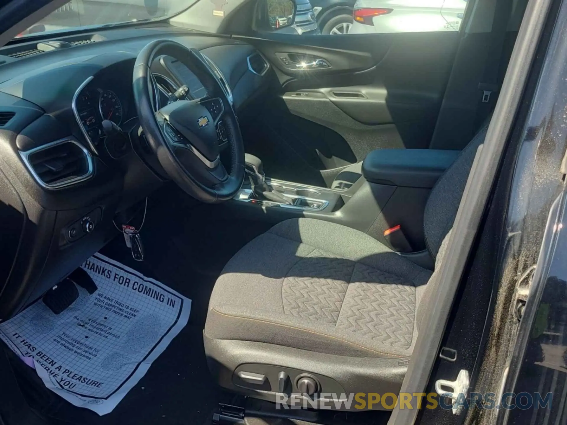 10 Photograph of a damaged car 3GNAXJEV3NL143312 CHEVROLET EQUINOX 2022