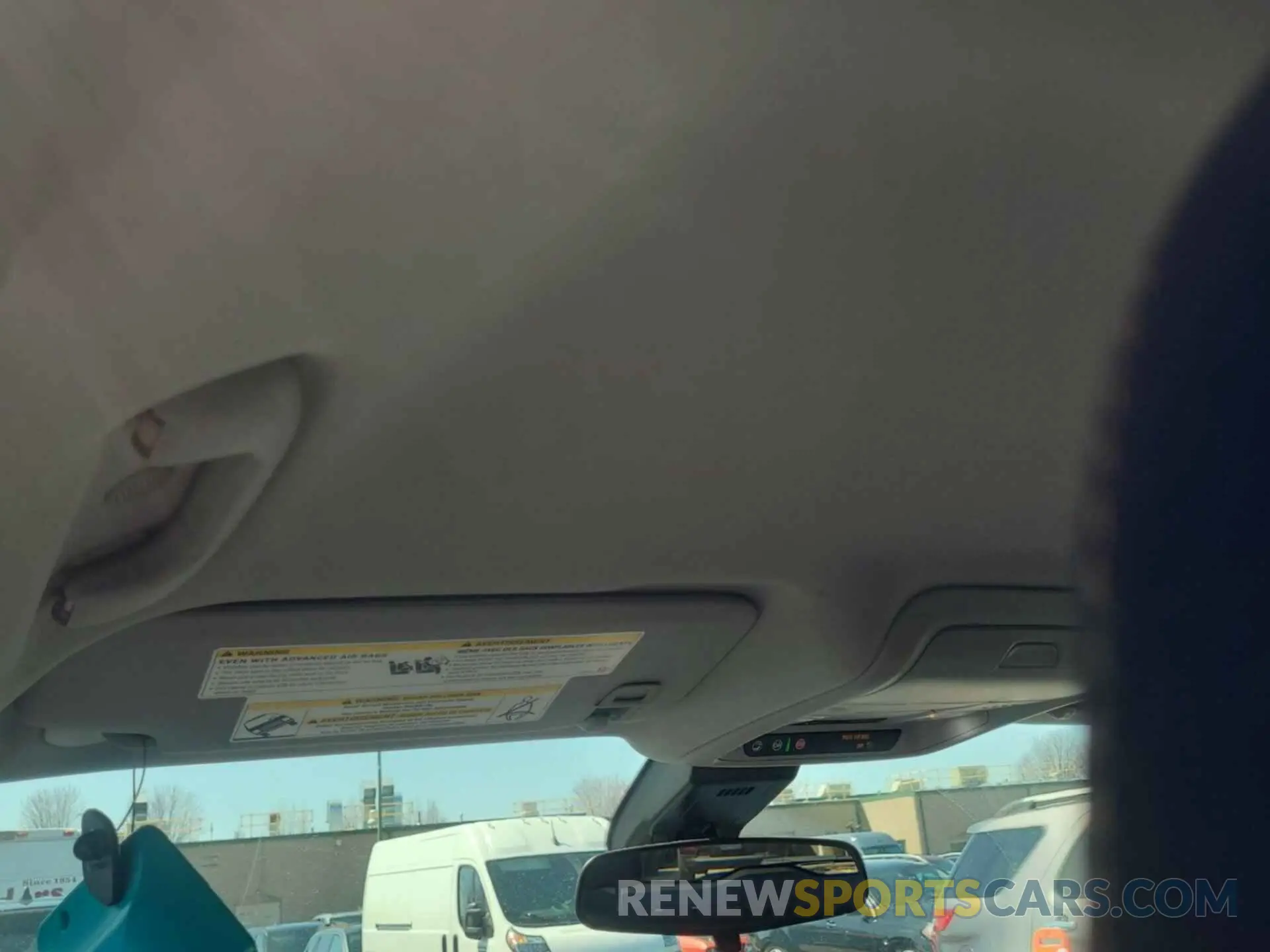 4 Photograph of a damaged car 3GNAXJEV3NL143312 CHEVROLET EQUINOX 2022