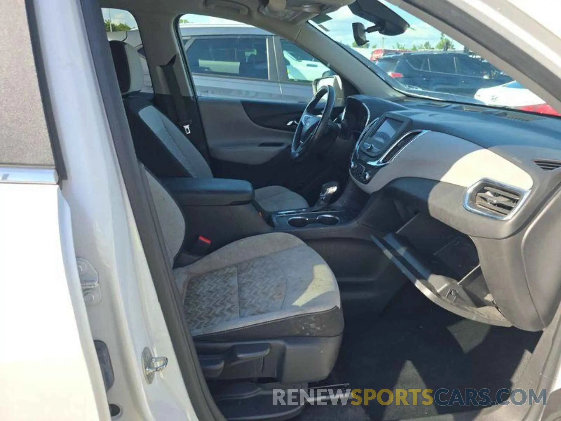 23 Photograph of a damaged car 3GNAXJEV4NL142881 CHEVROLET EQUINOX 2022