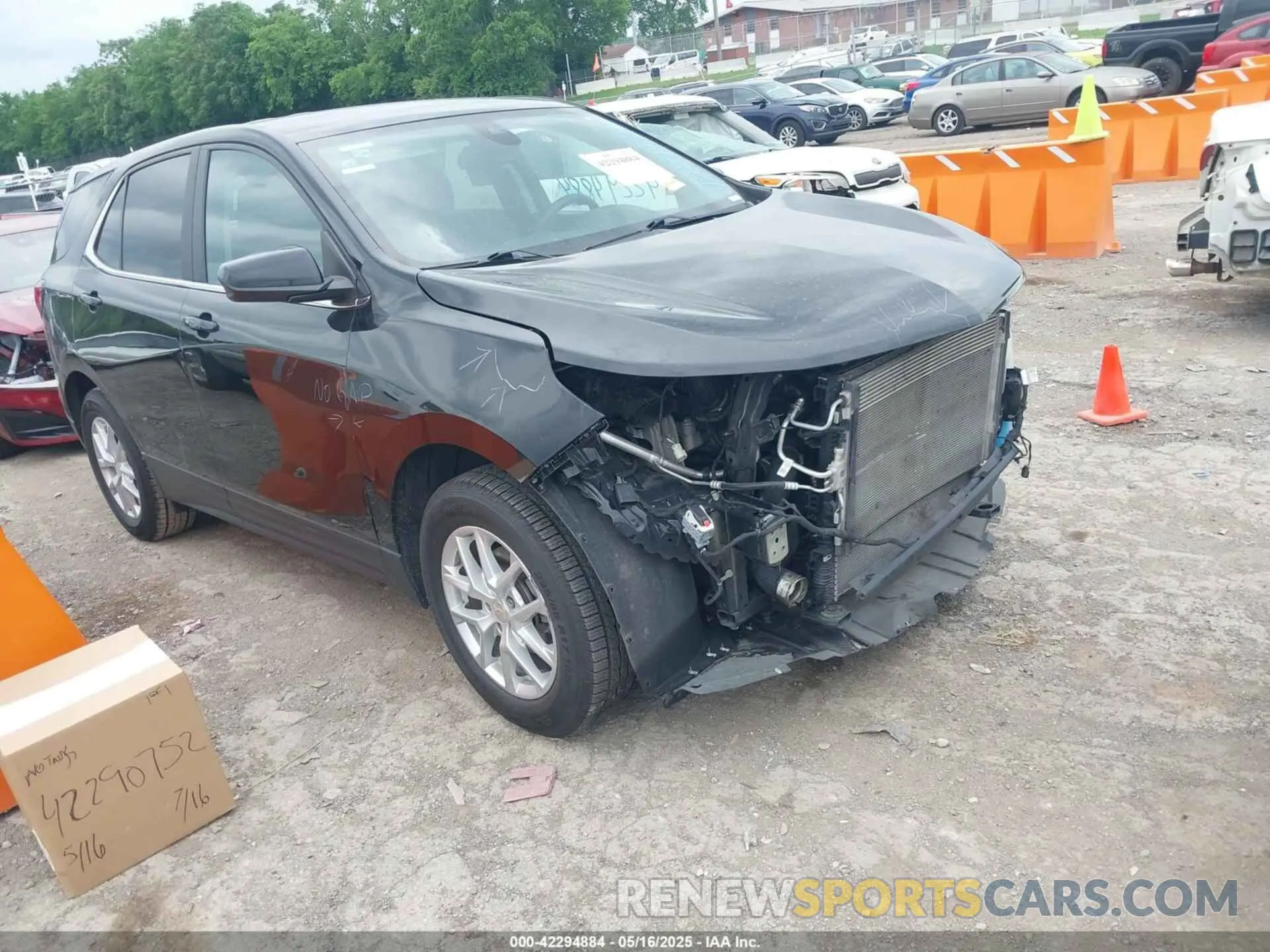 1 Photograph of a damaged car 3GNAXJEV4NL171703 CHEVROLET EQUINOX 2022