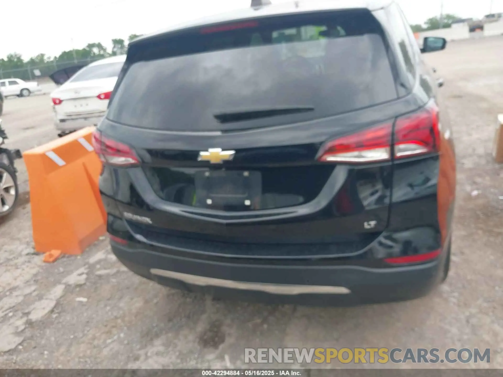 16 Photograph of a damaged car 3GNAXJEV4NL171703 CHEVROLET EQUINOX 2022