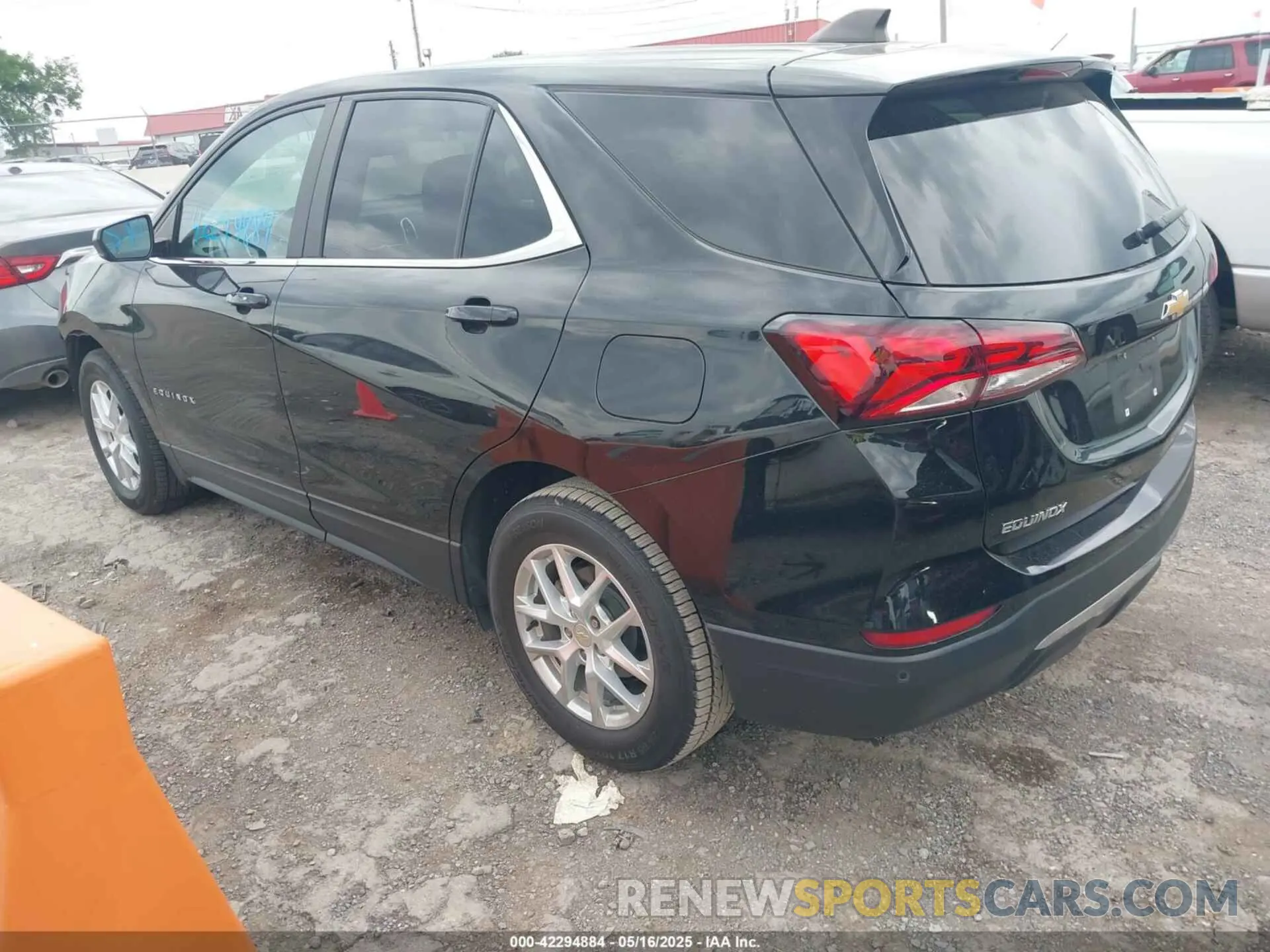 3 Photograph of a damaged car 3GNAXJEV4NL171703 CHEVROLET EQUINOX 2022