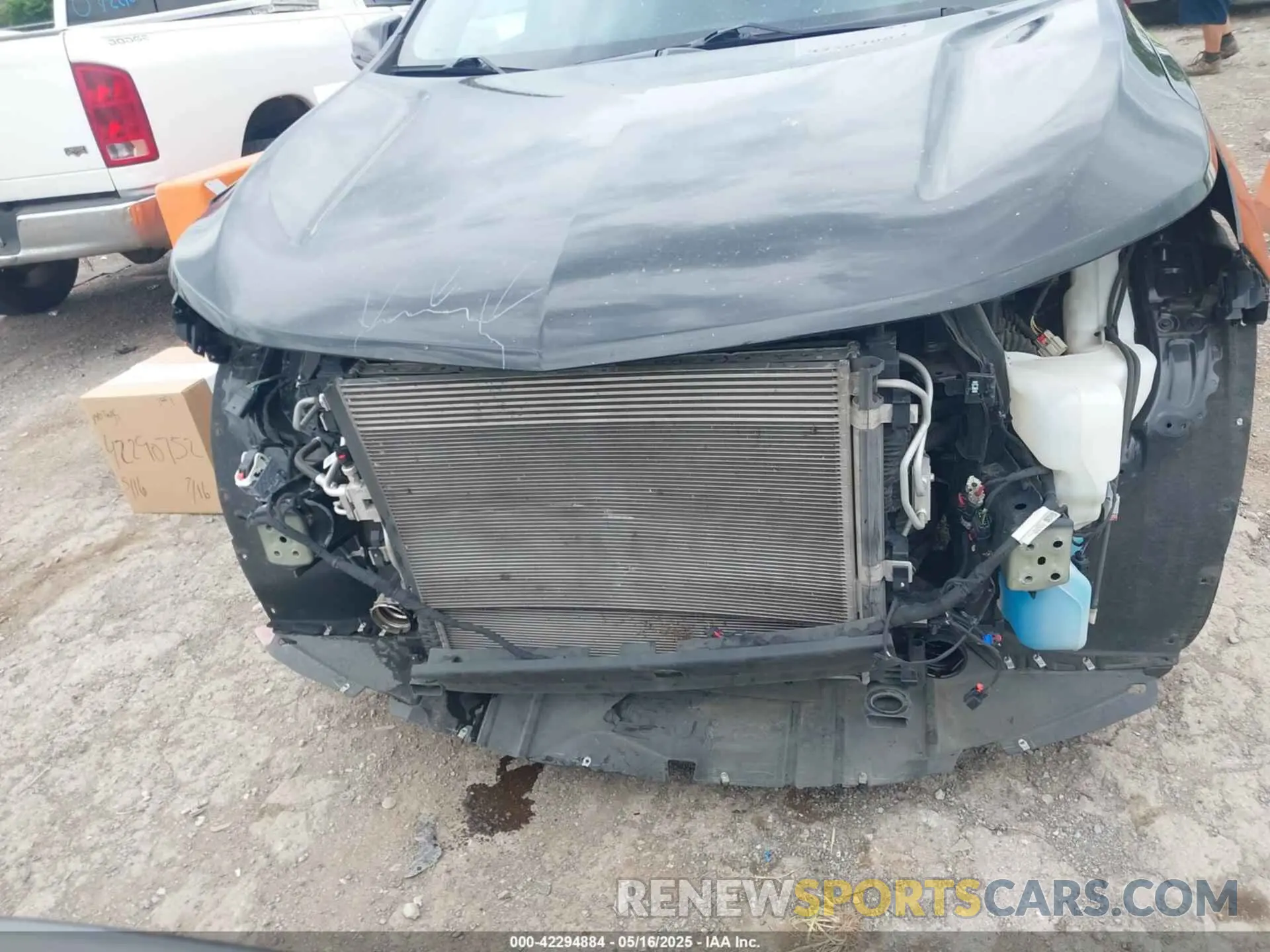 6 Photograph of a damaged car 3GNAXJEV4NL171703 CHEVROLET EQUINOX 2022