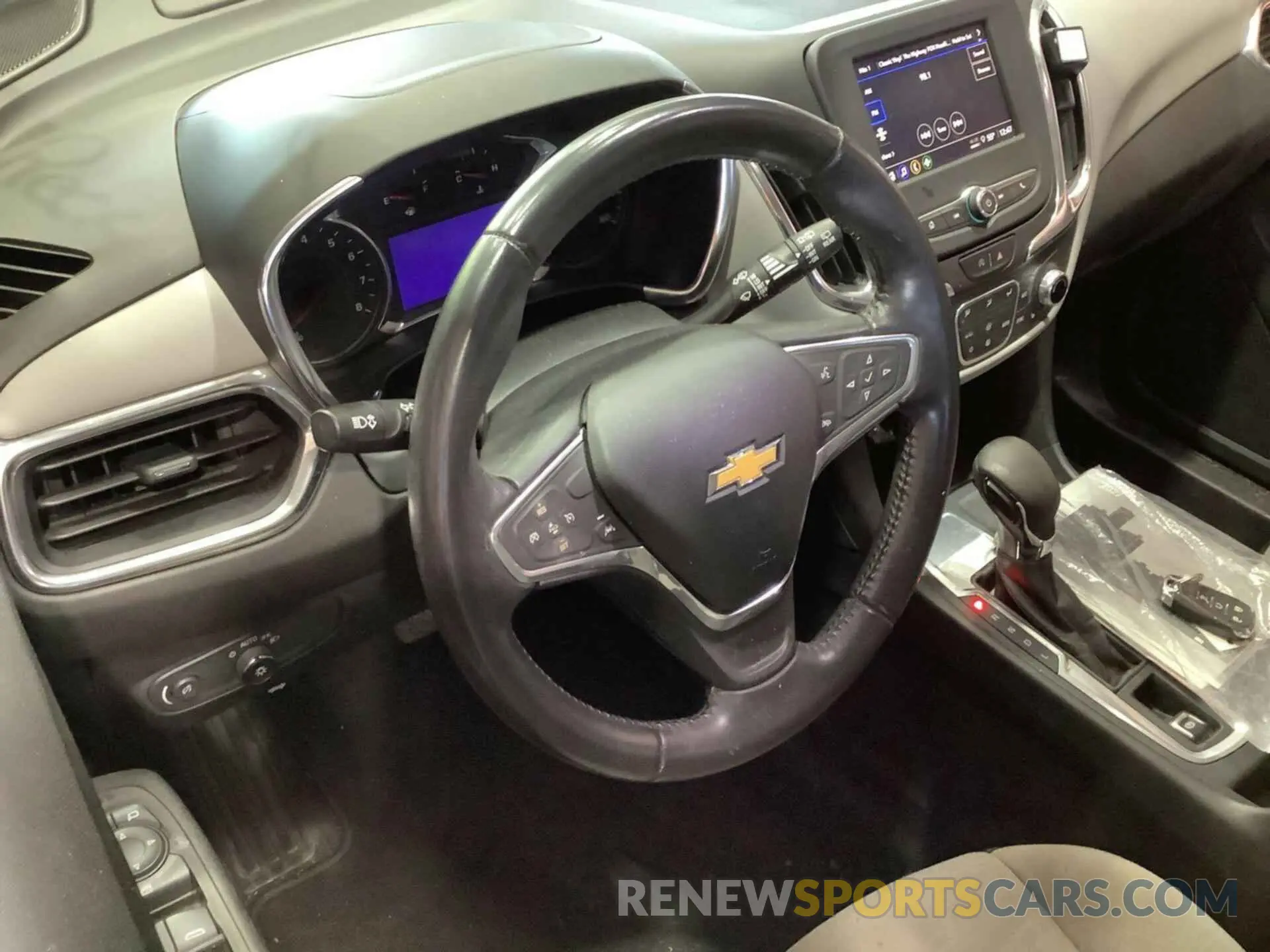 8 Photograph of a damaged car 3GNAXJEV5NL134949 CHEVROLET EQUINOX 2022