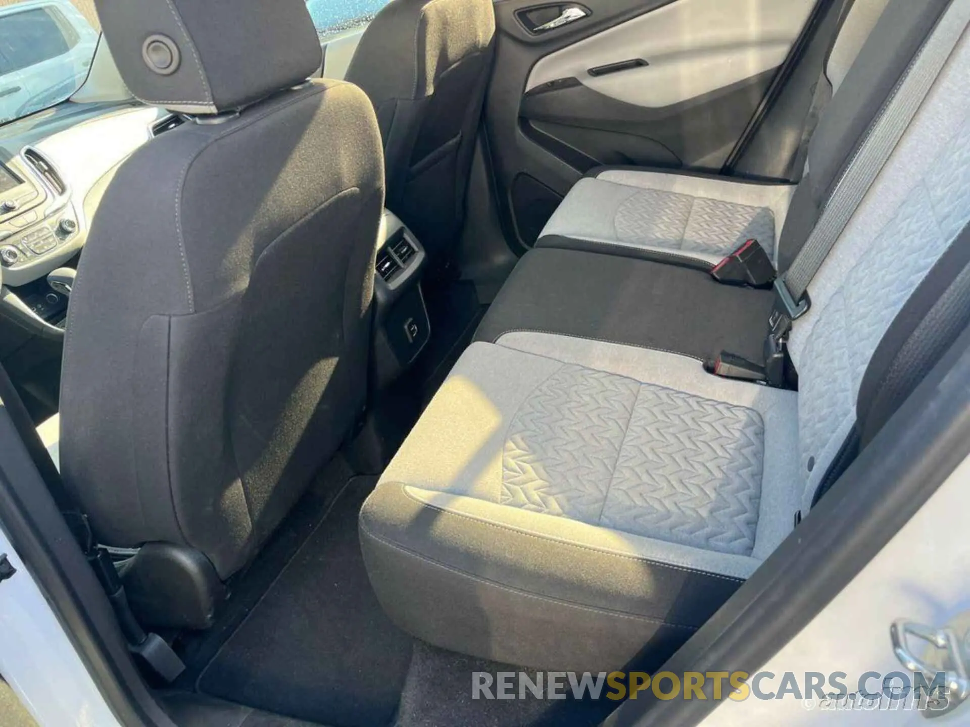 10 Фотография поврежденного автомобиля 3GNAXJEV7NL142969 CHEVROLET EQUINOX 2022