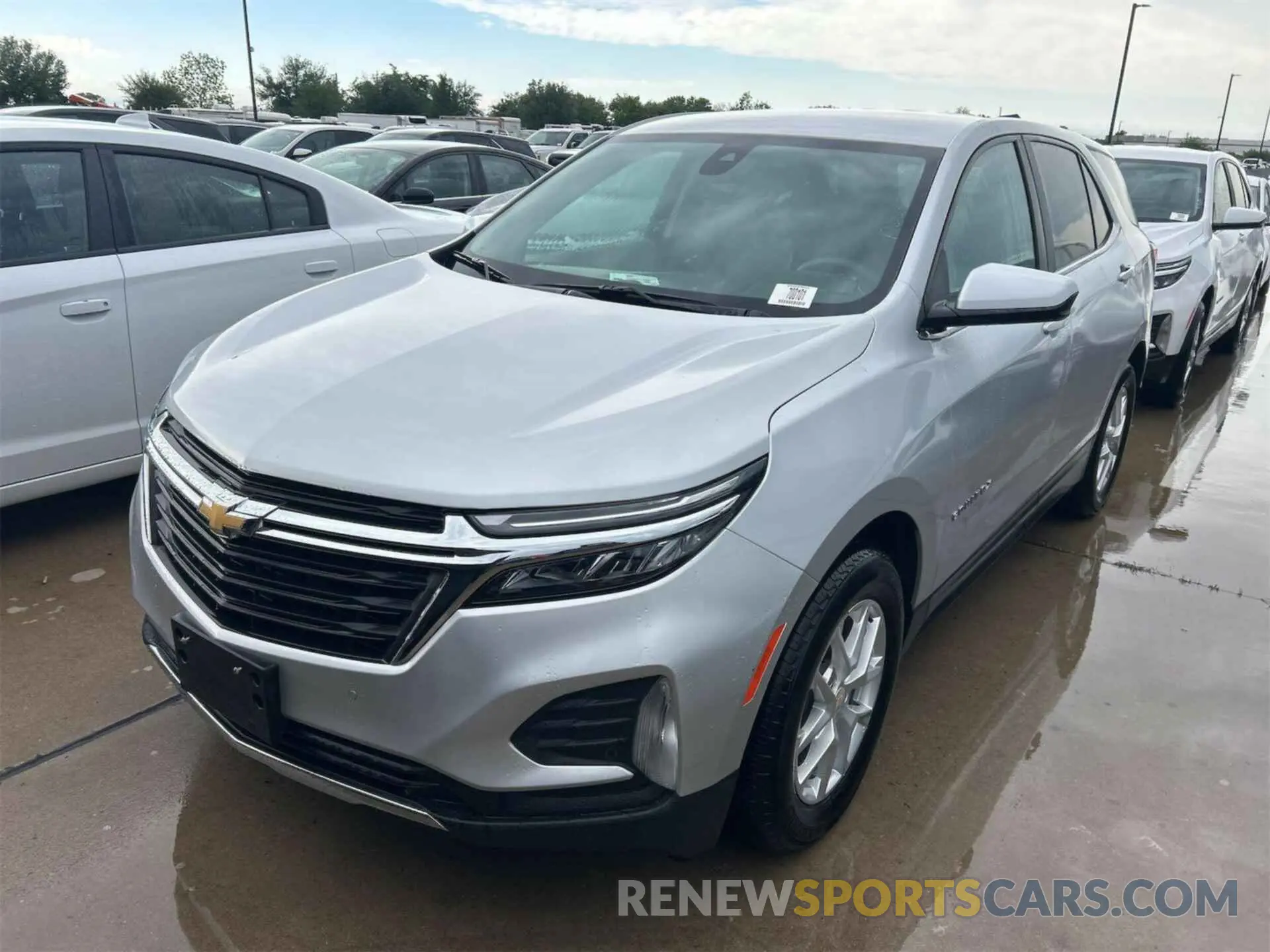 2 Фотография поврежденного автомобиля 3GNAXJEV8NL134959 CHEVROLET EQUINOX 2022
