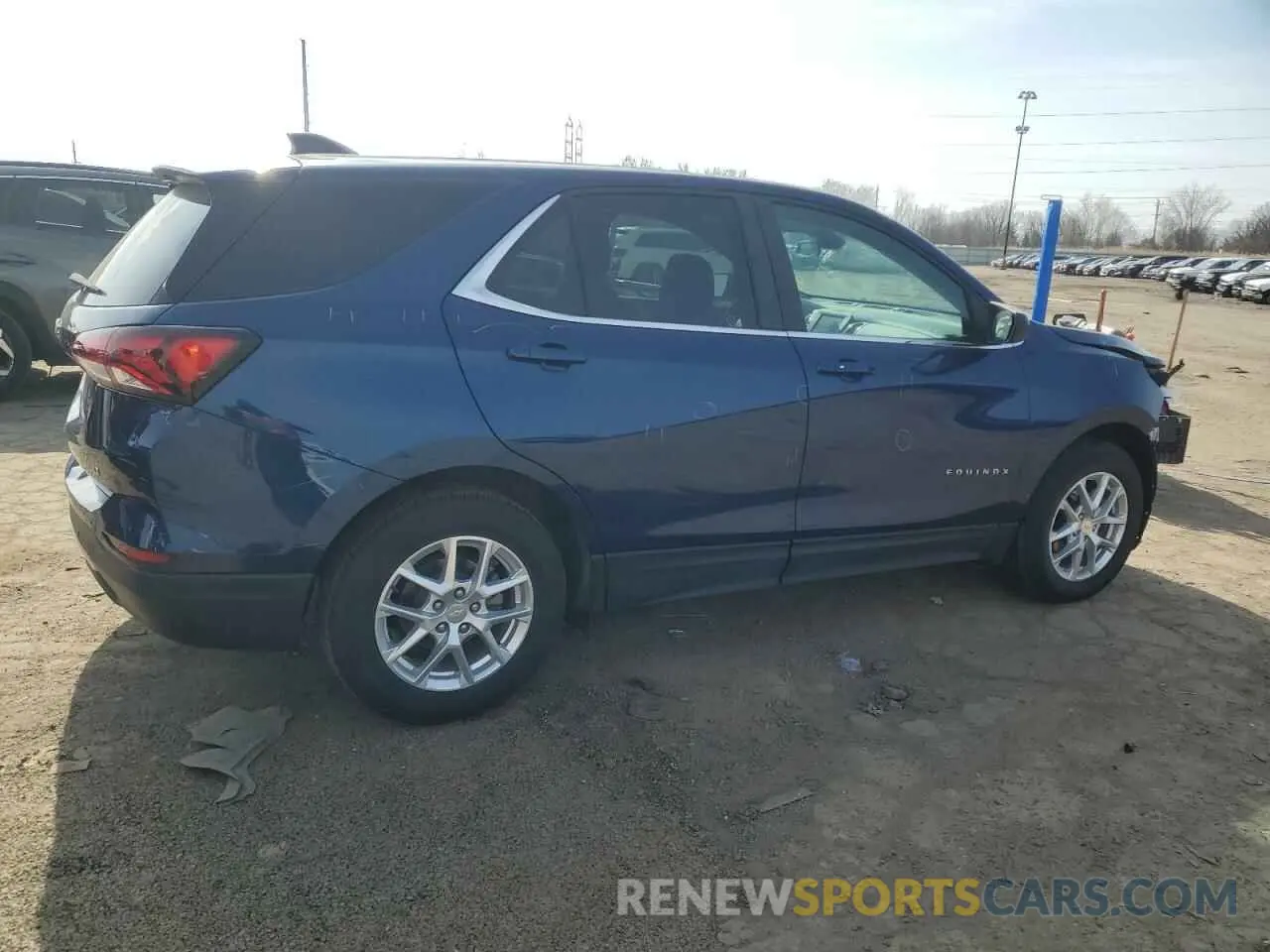 3 Photograph of a damaged car 3GNAXJEV8NS158362 CHEVROLET EQUINOX 2022