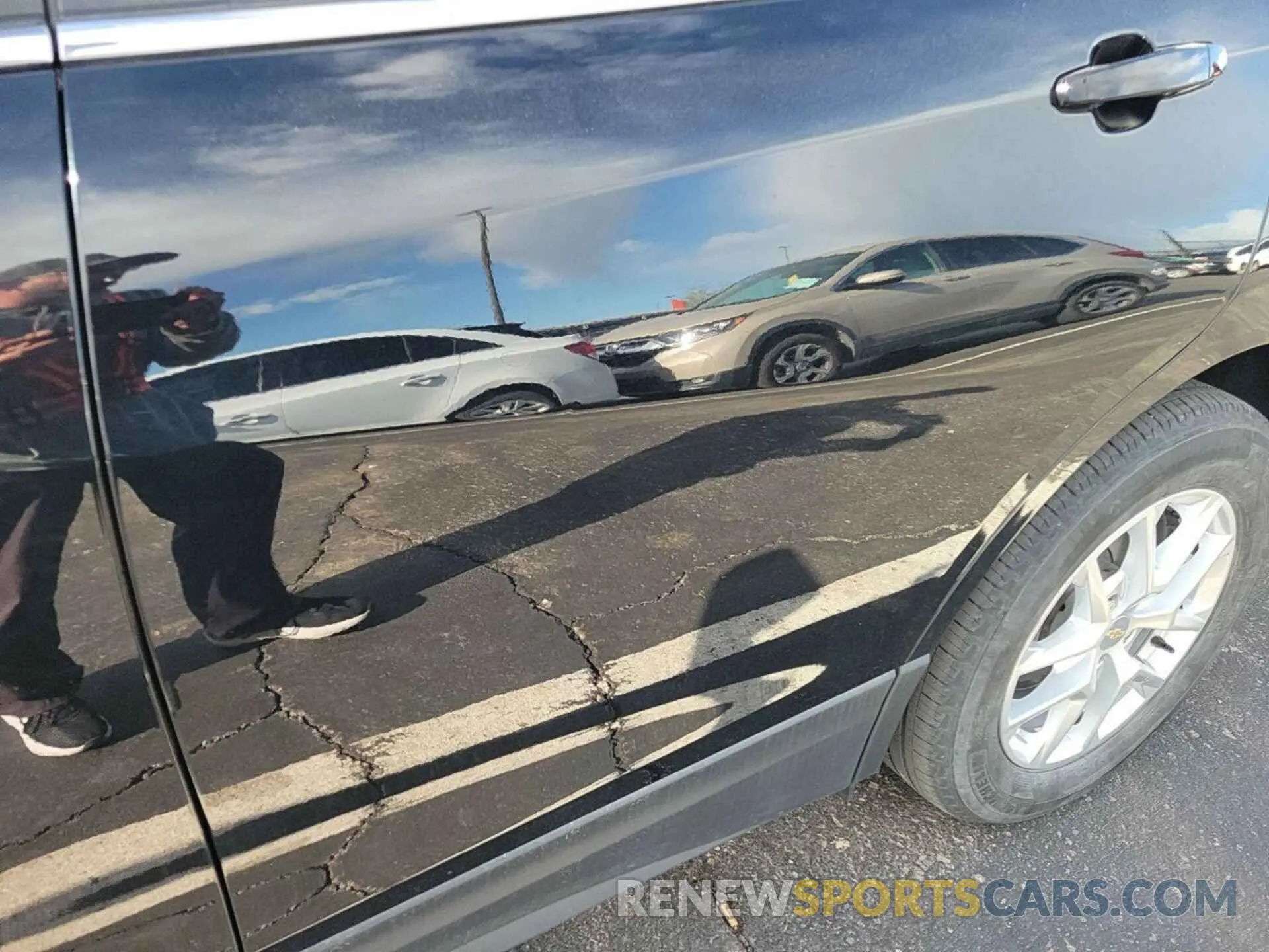 16 Photograph of a damaged car 3GNAXJEV9NL143251 CHEVROLET EQUINOX 2022