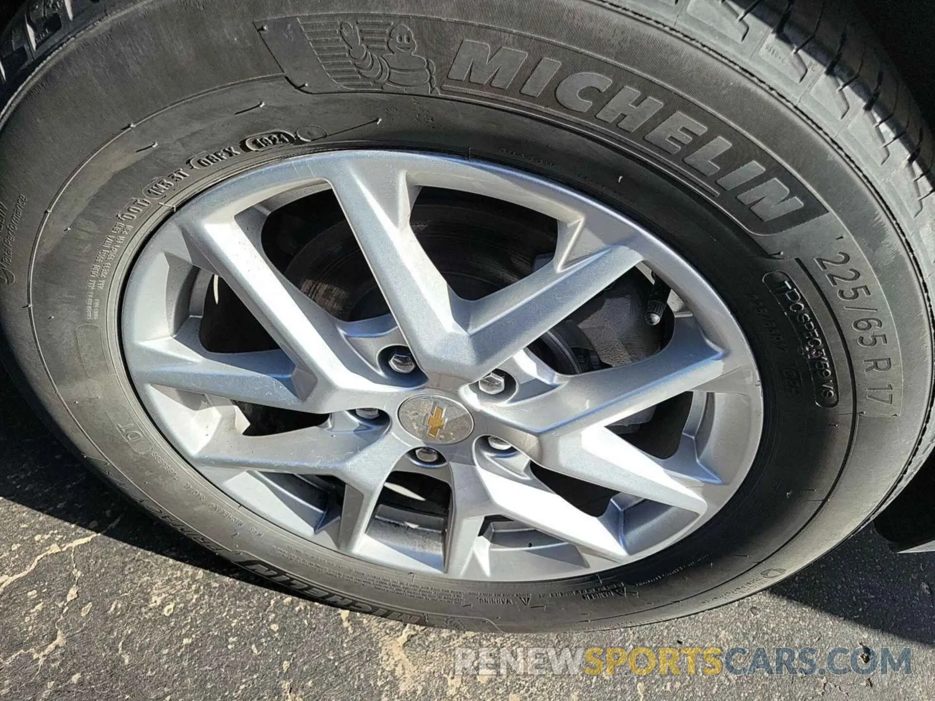 6 Photograph of a damaged car 3GNAXJEV9NL143251 CHEVROLET EQUINOX 2022