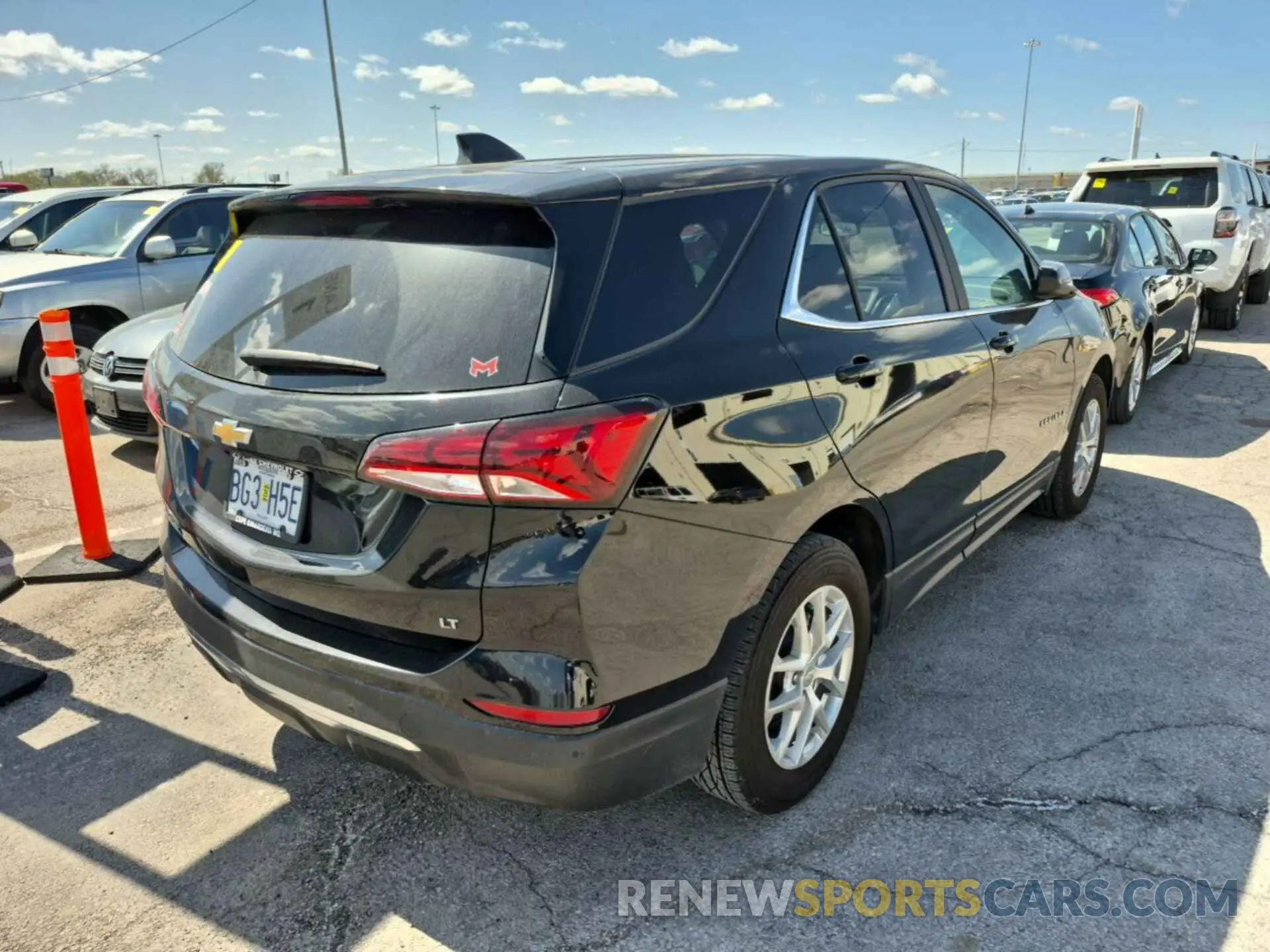 16 Photograph of a damaged car 3GNAXJEVXNL133702 CHEVROLET EQUINOX 2022