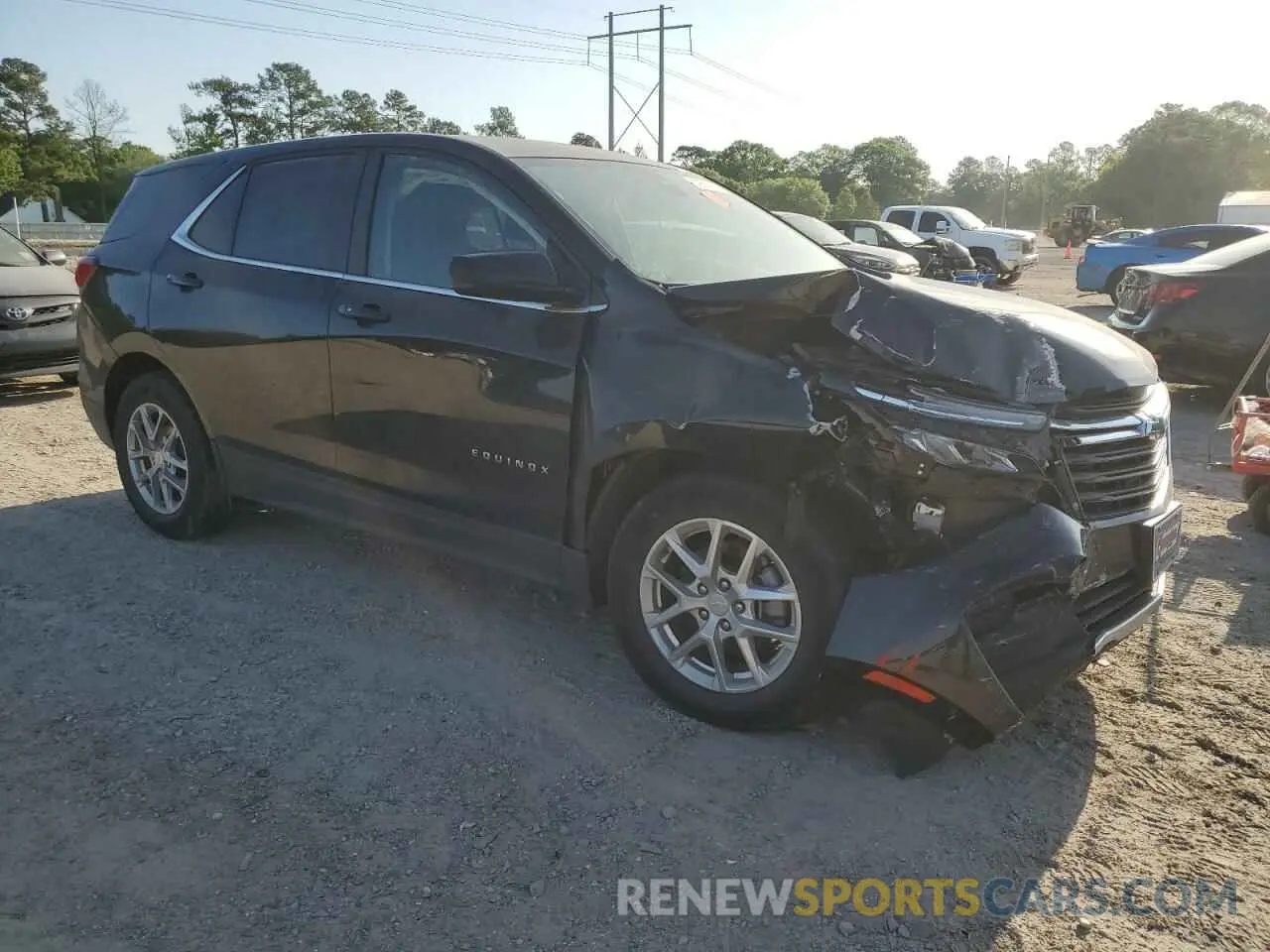 4 Photograph of a damaged car 3GNAXKEV0NL152099 CHEVROLET EQUINOX 2022
