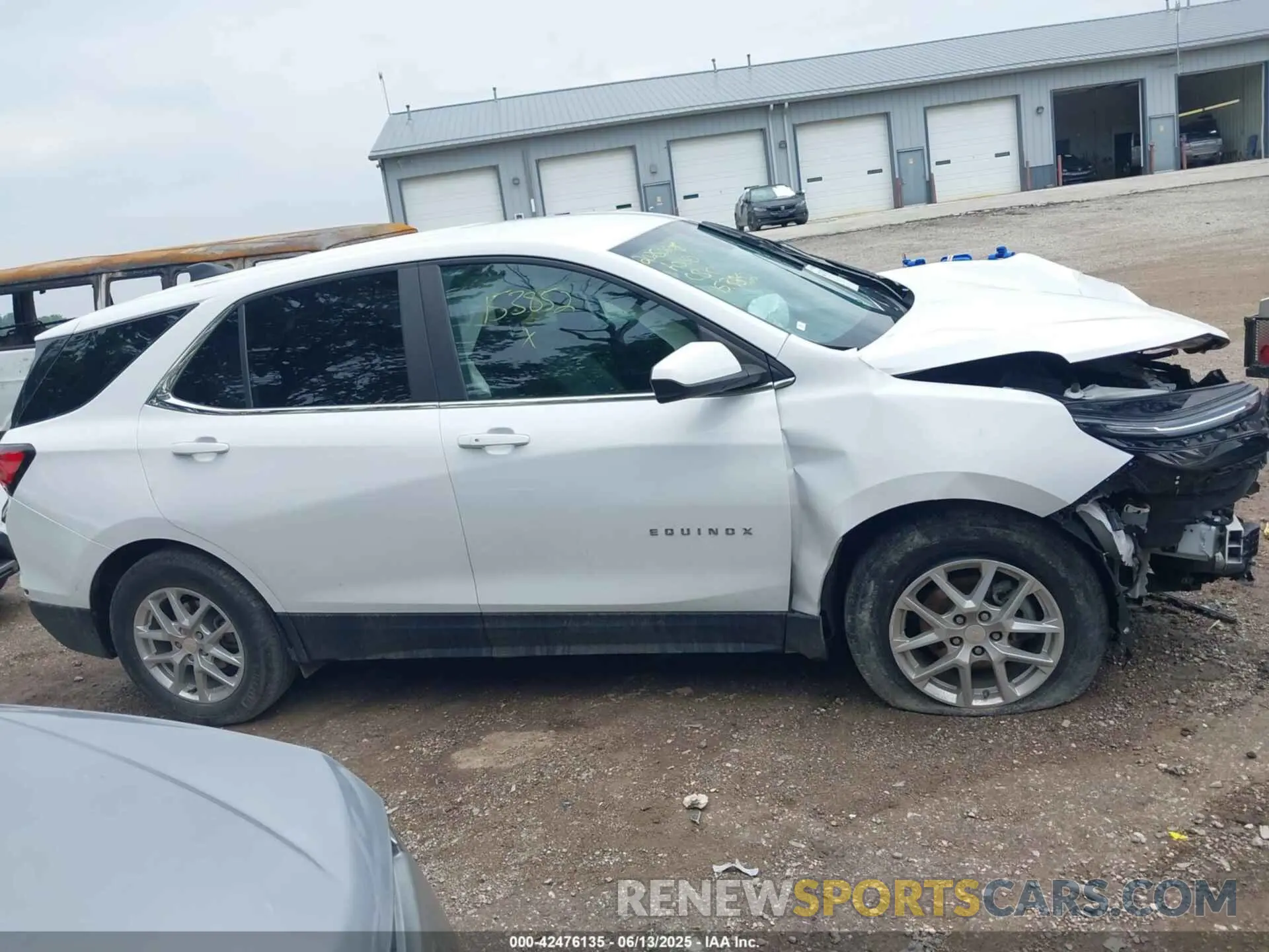 12 Photograph of a damaged car 3GNAXKEV0NL153852 CHEVROLET EQUINOX 2022