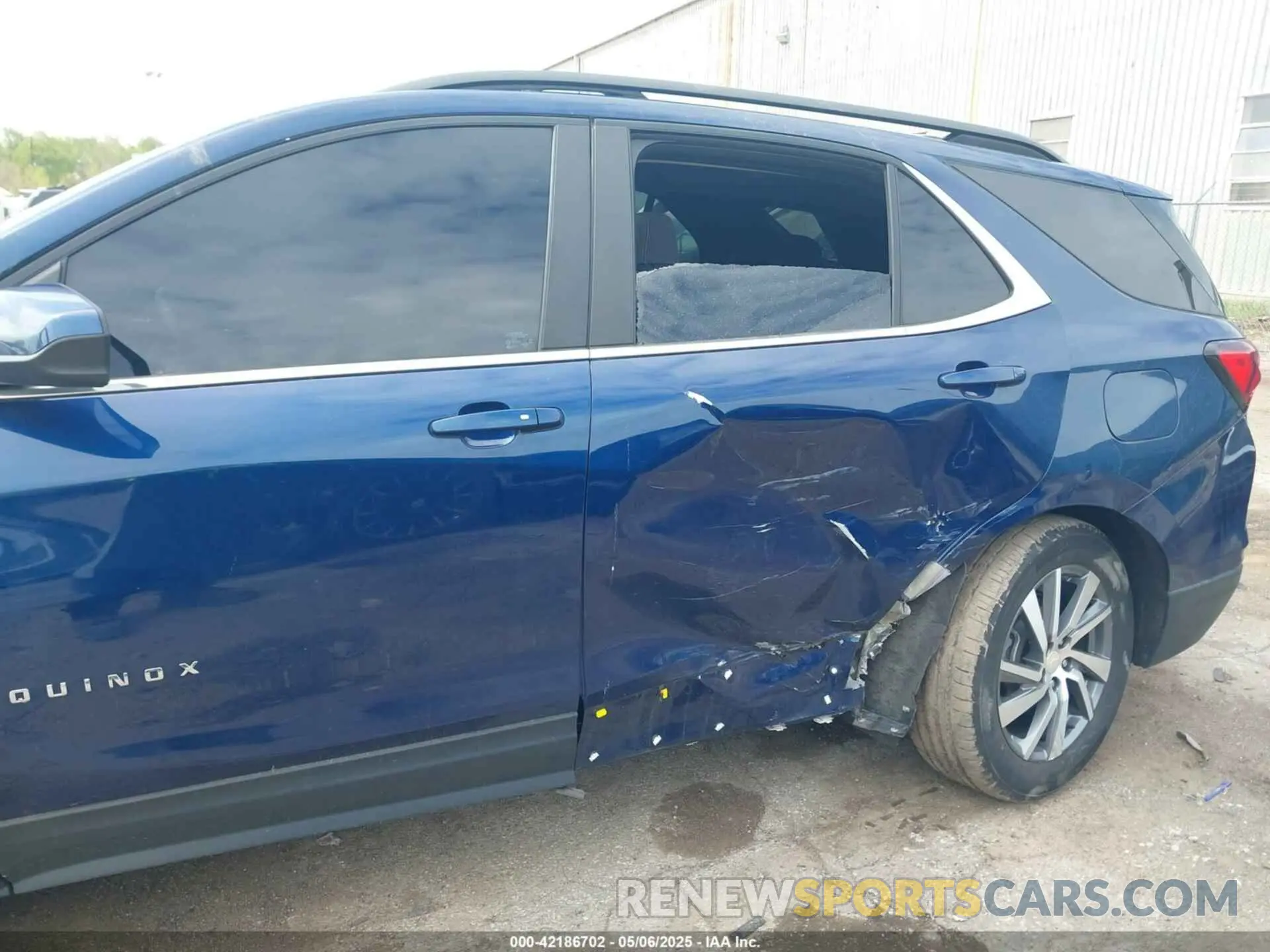 6 Фотография поврежденного автомобиля 3GNAXKEV0NL272405 CHEVROLET EQUINOX 2022