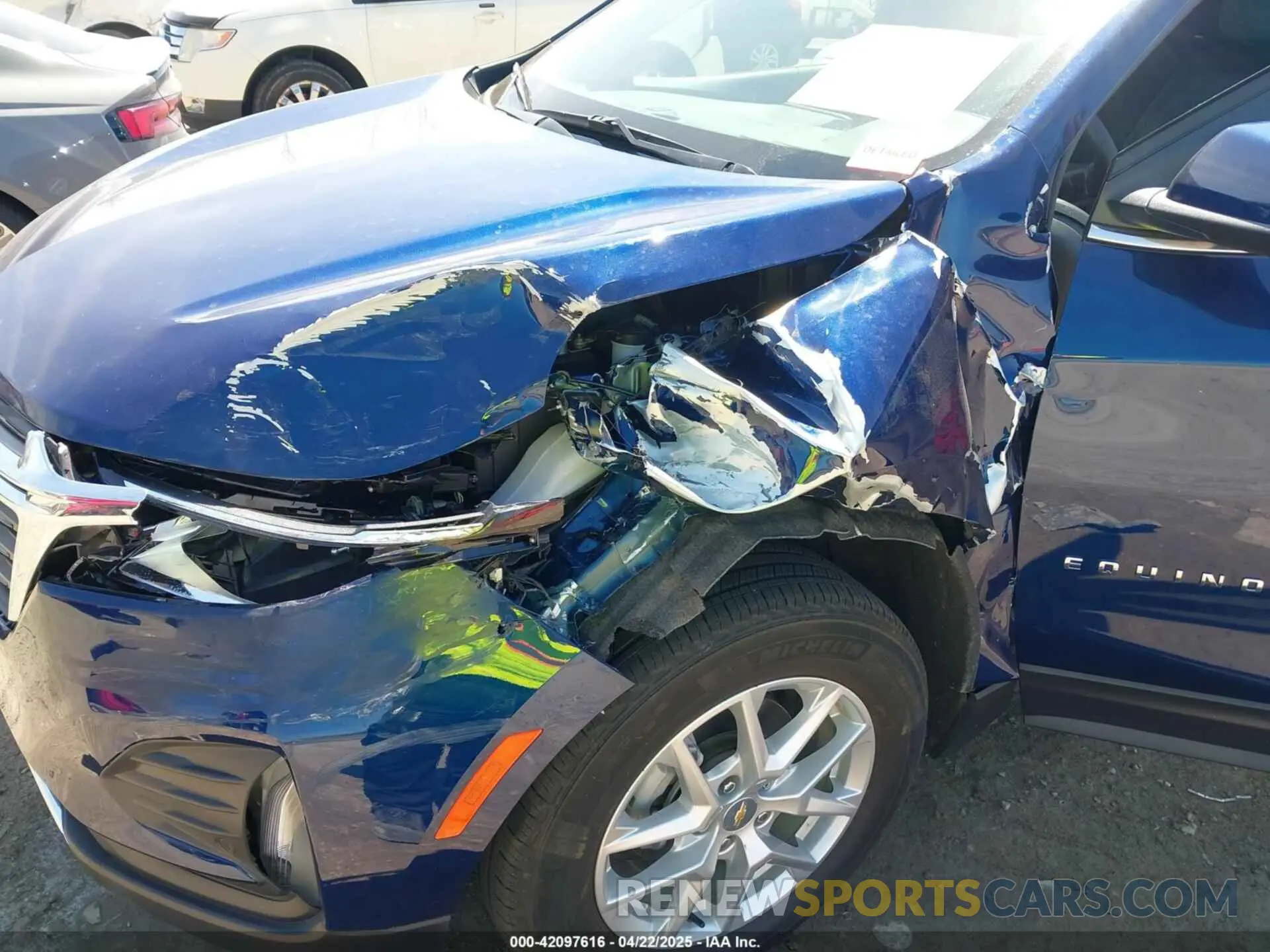 6 Photograph of a damaged car 3GNAXKEV0NL299751 CHEVROLET EQUINOX 2022