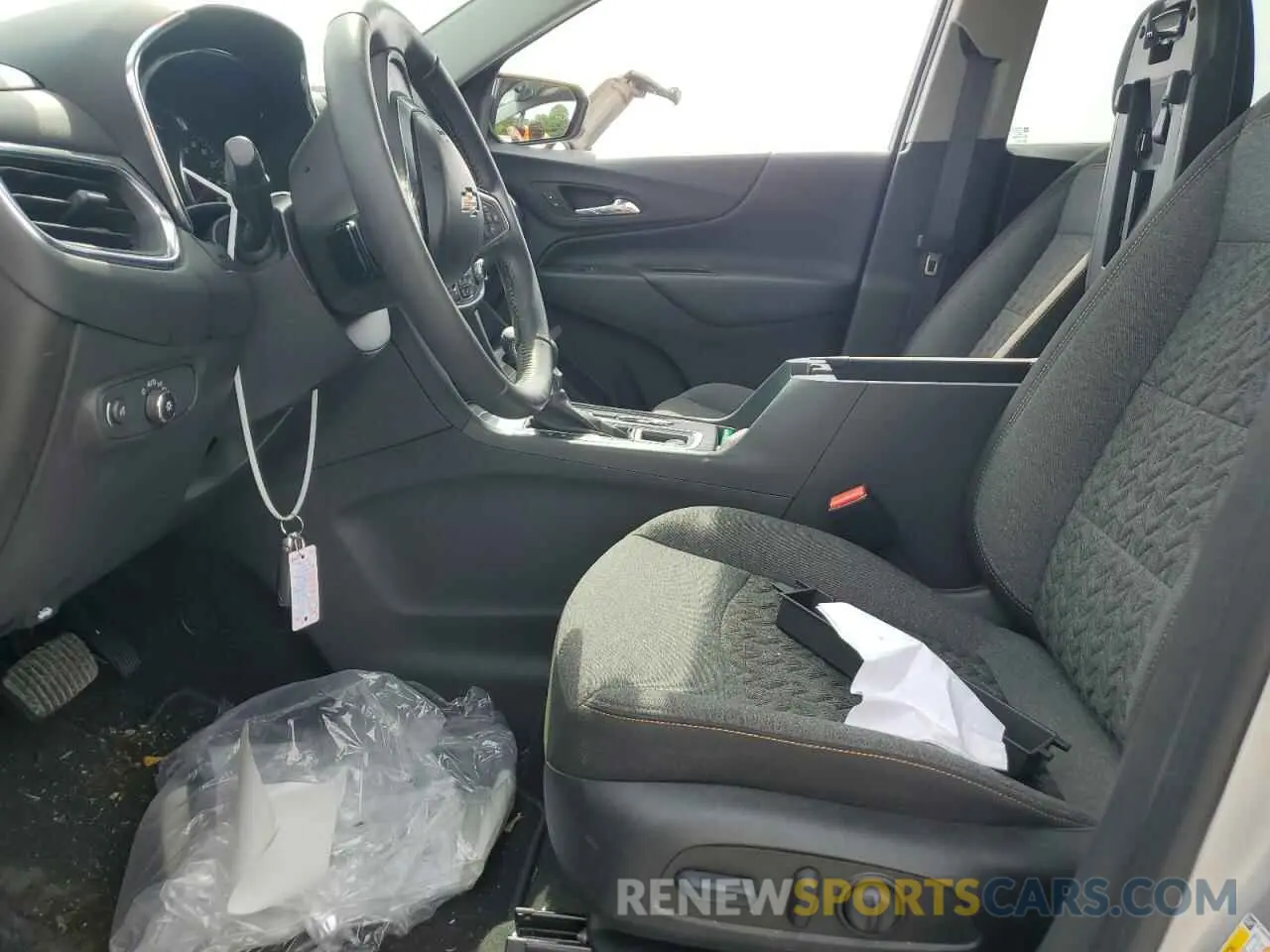 7 Фотография поврежденного автомобиля 3GNAXKEV0NS192771 CHEVROLET EQUINOX 2022
