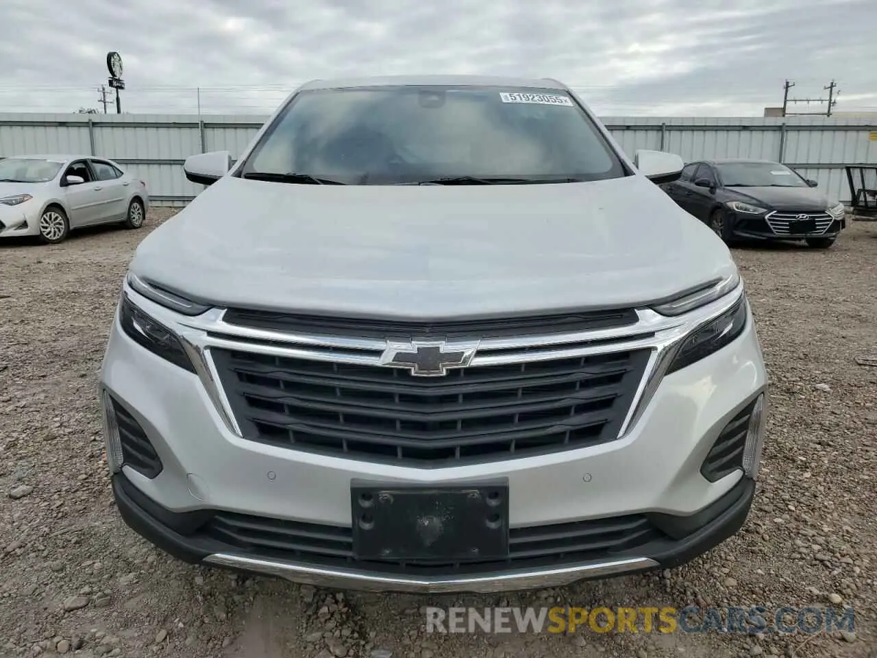 5 Photograph of a damaged car 3GNAXKEV0NS193161 CHEVROLET EQUINOX 2022