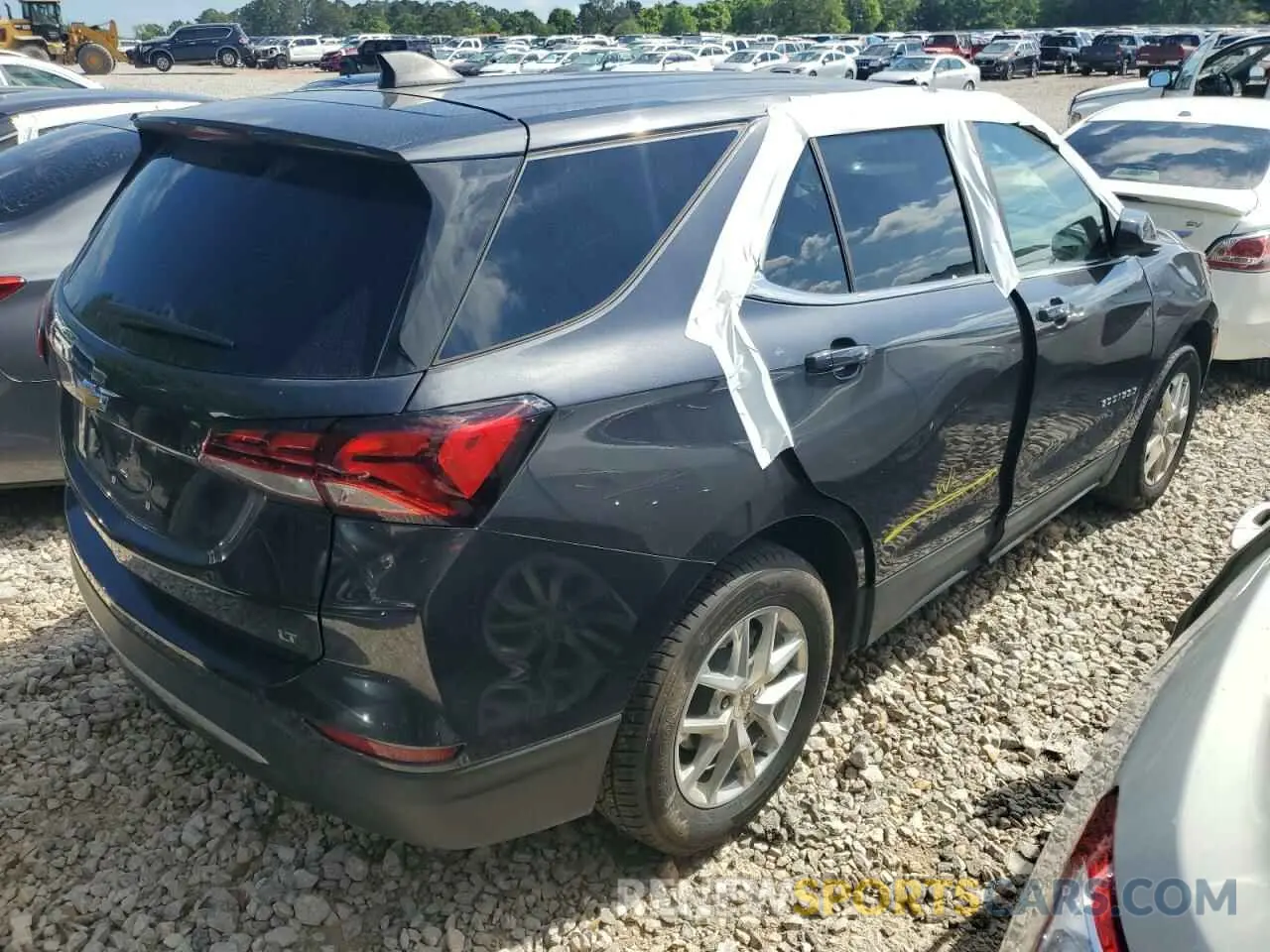 3 Photograph of a damaged car 3GNAXKEV0NS244335 CHEVROLET EQUINOX 2022