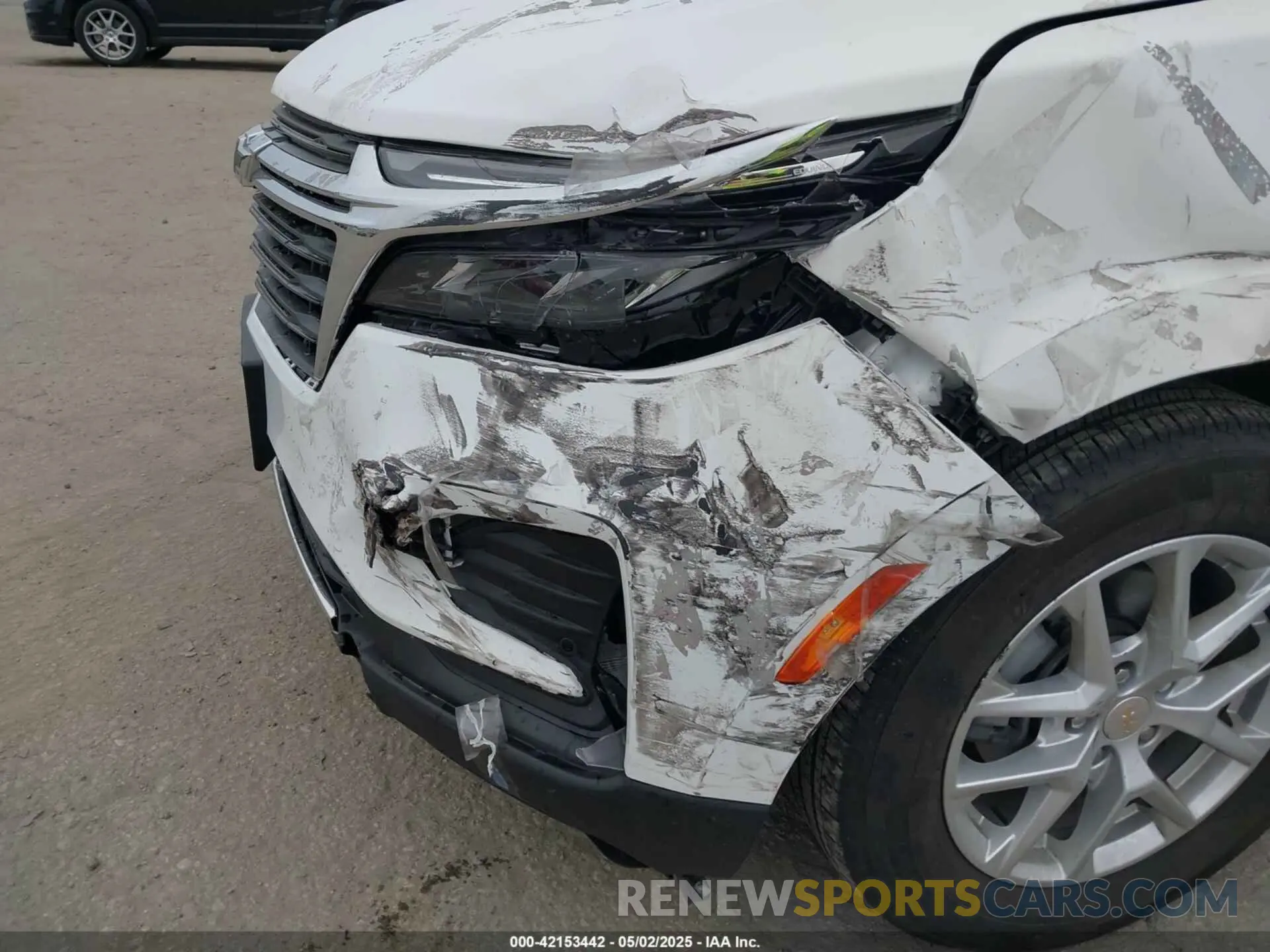 18 Photograph of a damaged car 3GNAXKEV1NL112856 CHEVROLET EQUINOX 2022