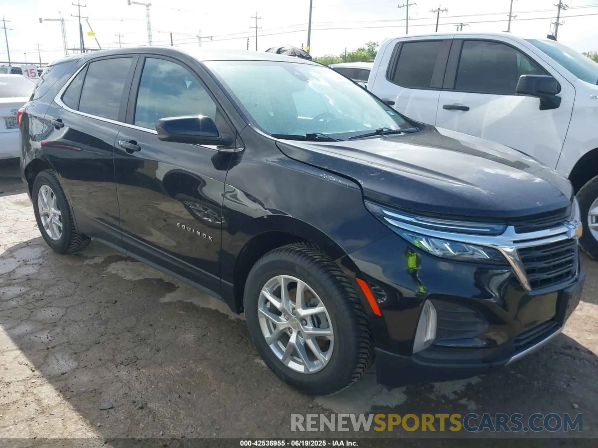 1 Фотография поврежденного автомобиля 3GNAXKEV1NL123095 CHEVROLET EQUINOX 2022