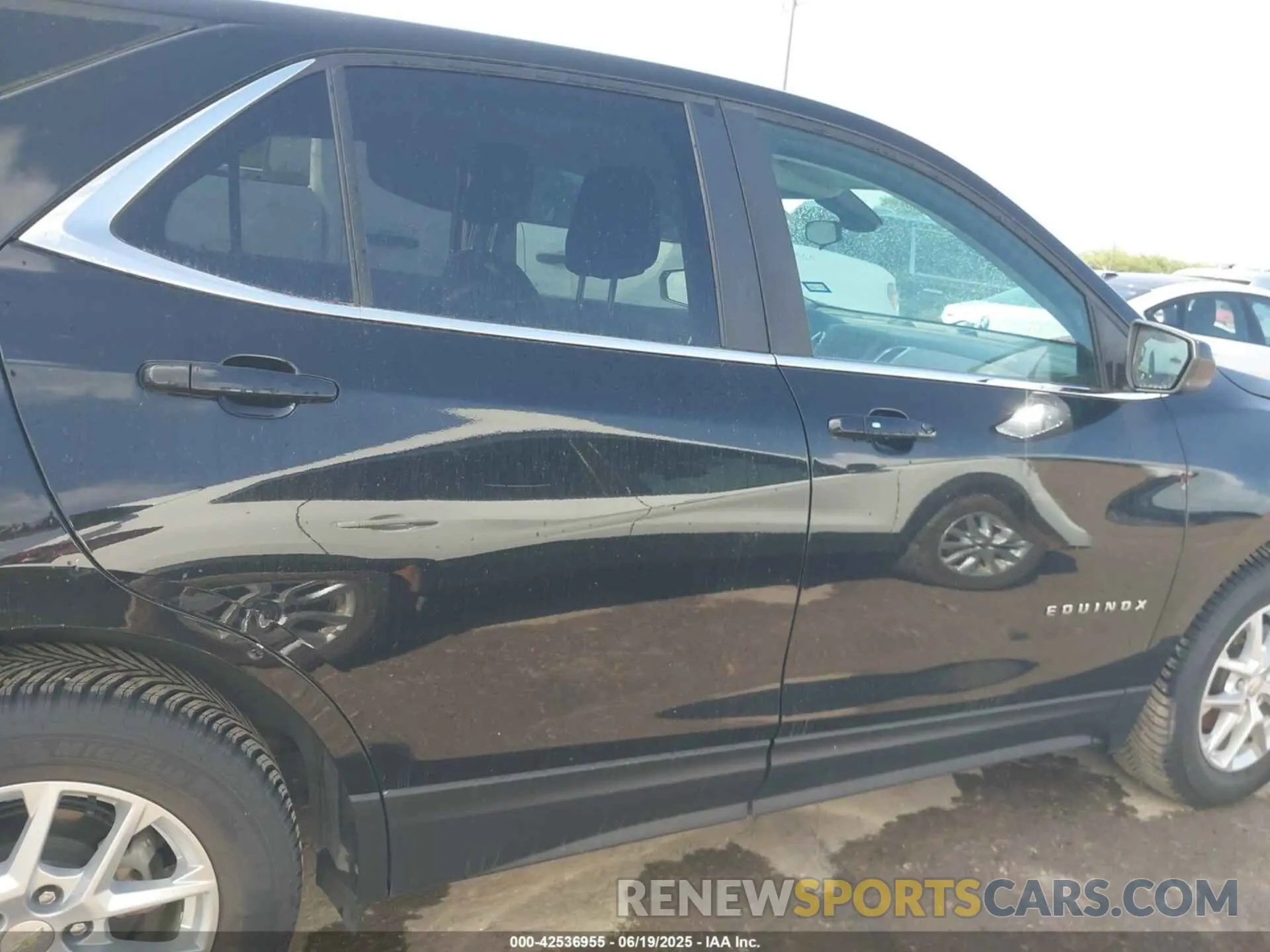 13 Фотография поврежденного автомобиля 3GNAXKEV1NL123095 CHEVROLET EQUINOX 2022