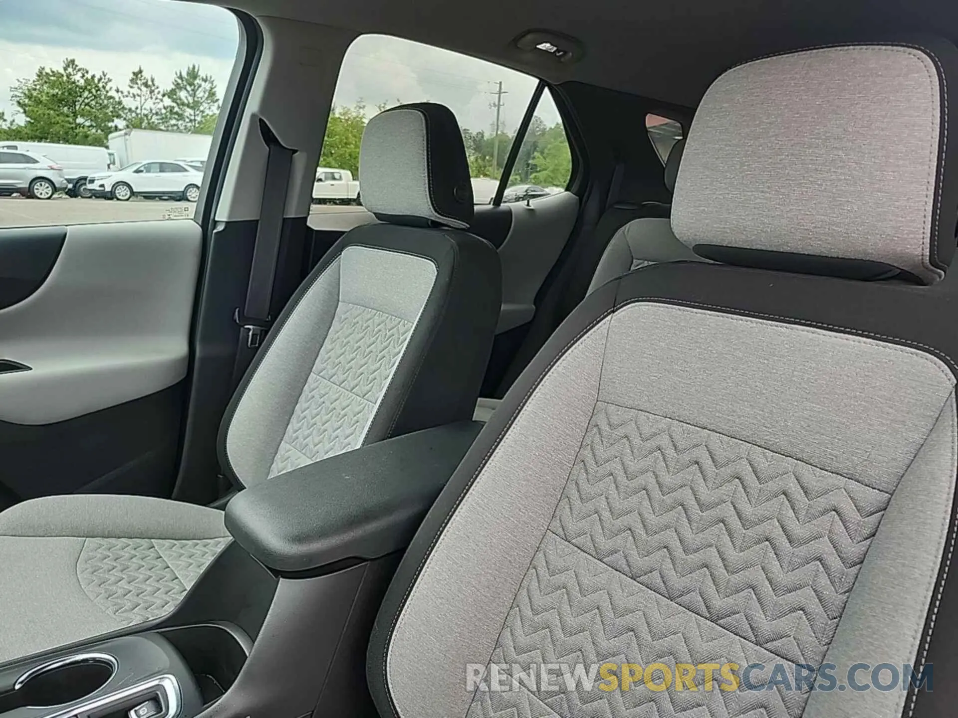7 Photograph of a damaged car 3GNAXKEV1NL229773 CHEVROLET EQUINOX 2022