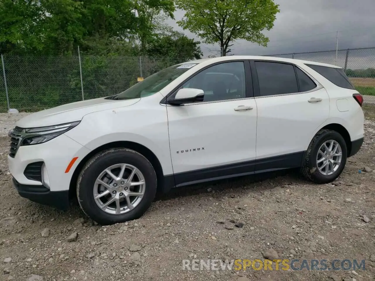 1 Photograph of a damaged car 3GNAXKEV1NL233726 CHEVROLET EQUINOX 2022