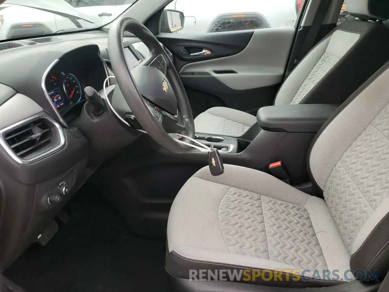 7 Photograph of a damaged car 3GNAXKEV1NS183903 CHEVROLET EQUINOX 2022