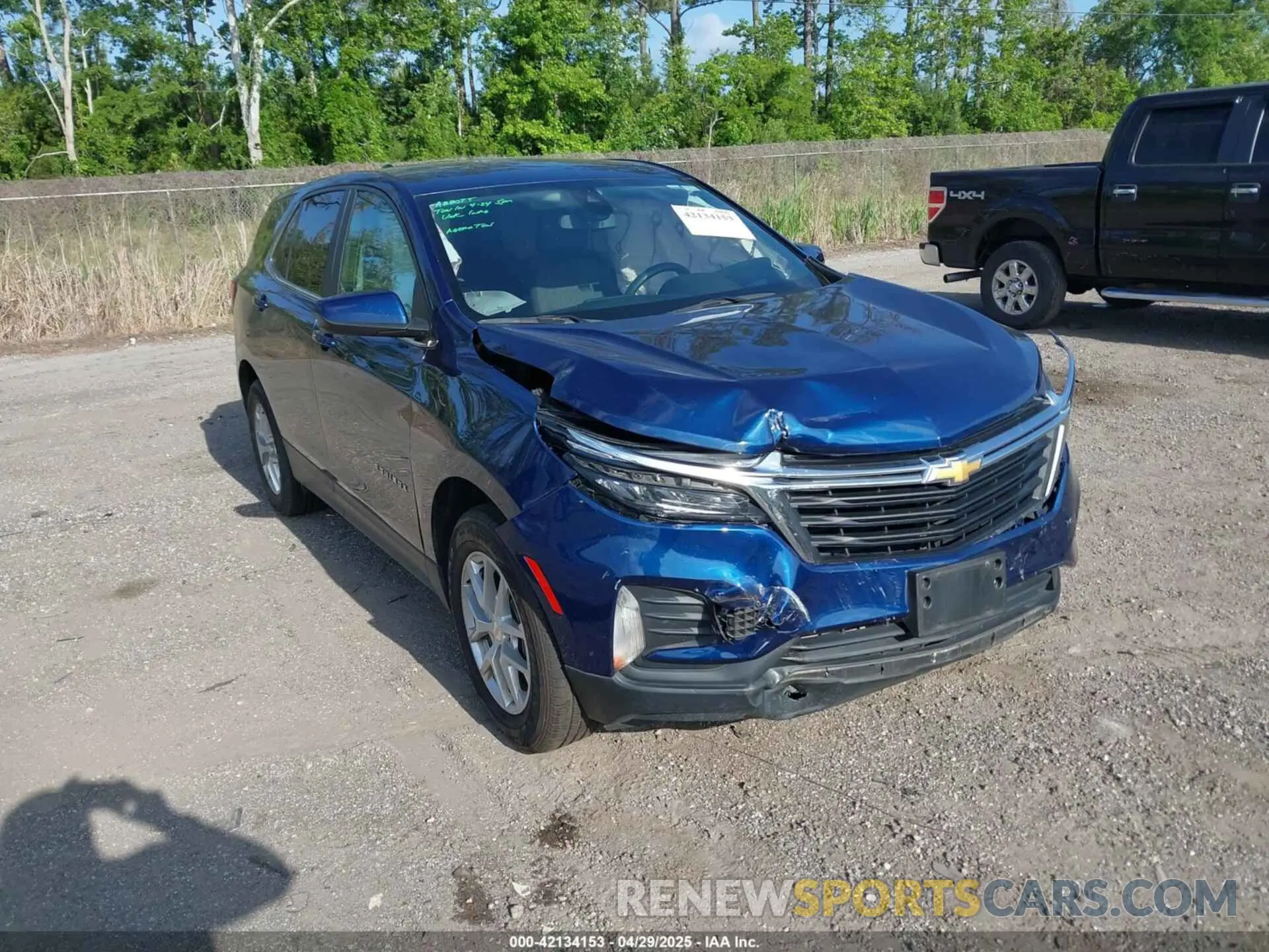 1 Photograph of a damaged car 3GNAXKEV2NL193429 CHEVROLET EQUINOX 2022