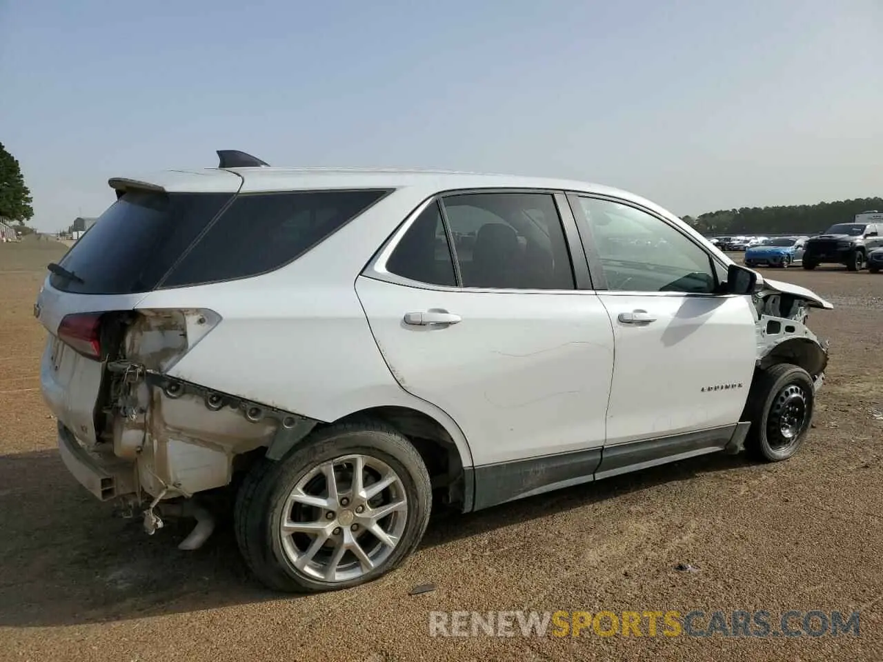 3 Фотография поврежденного автомобиля 3GNAXKEV2NL296835 CHEVROLET EQUINOX 2022