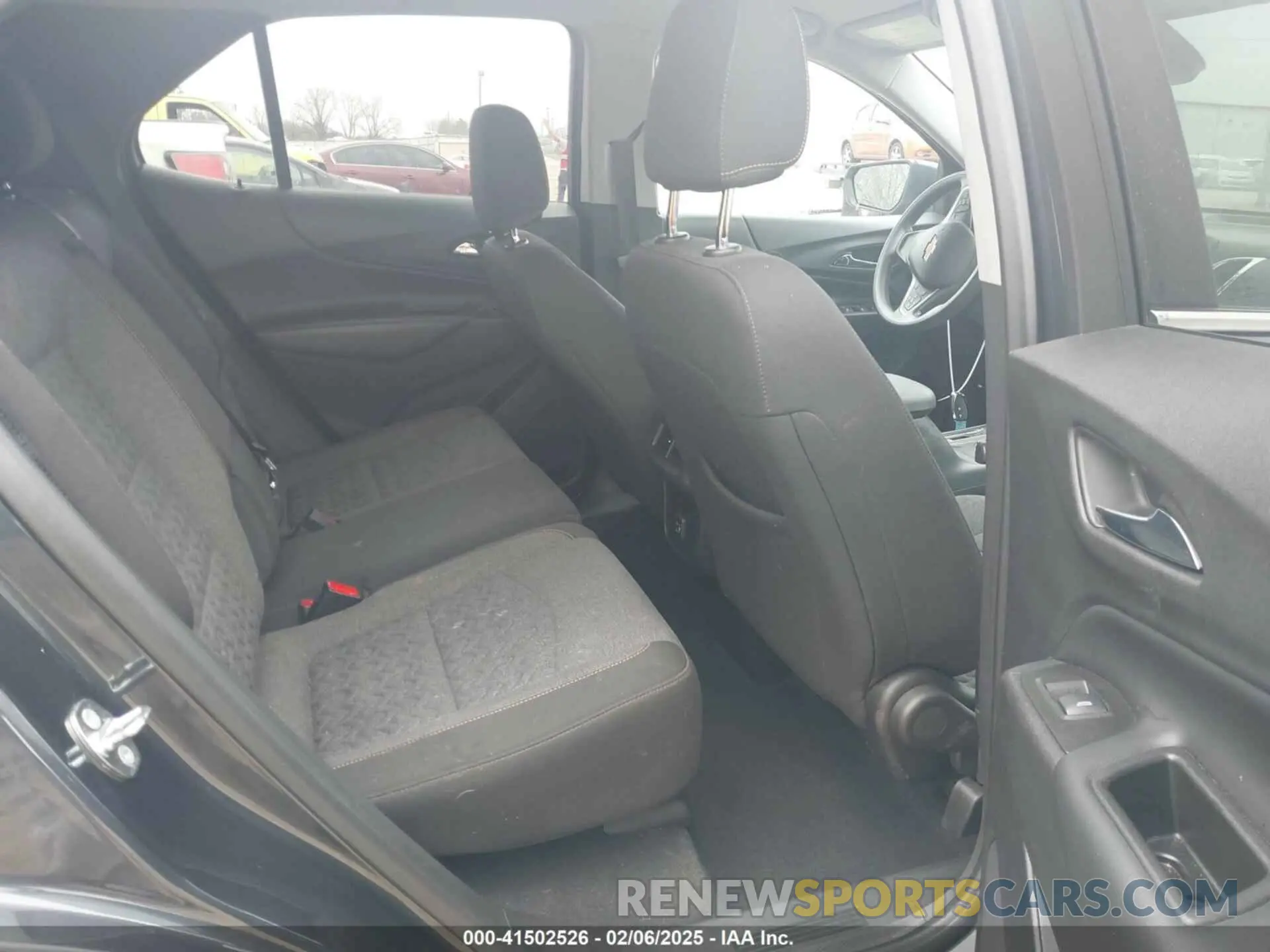 8 Фотография поврежденного автомобиля 3GNAXKEV2NS100236 CHEVROLET EQUINOX 2022